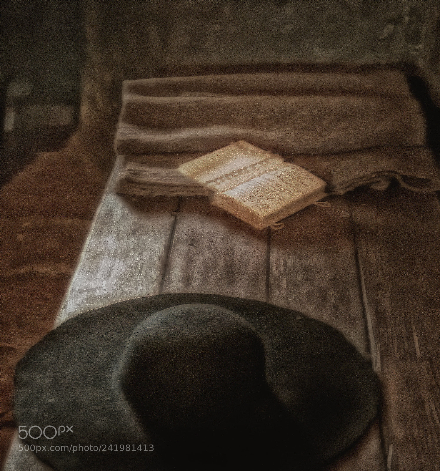 Nikon D300 sample photo. Hat and book sjc photography