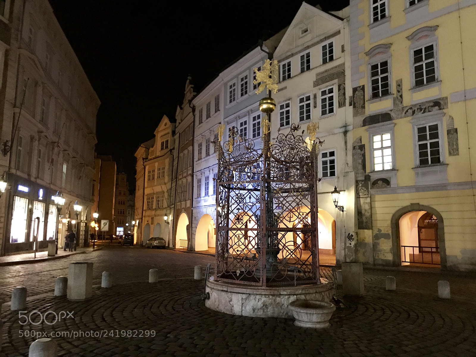 Apple iPhone 7 Plus sample photo. Prager brunnen am kleinen photography