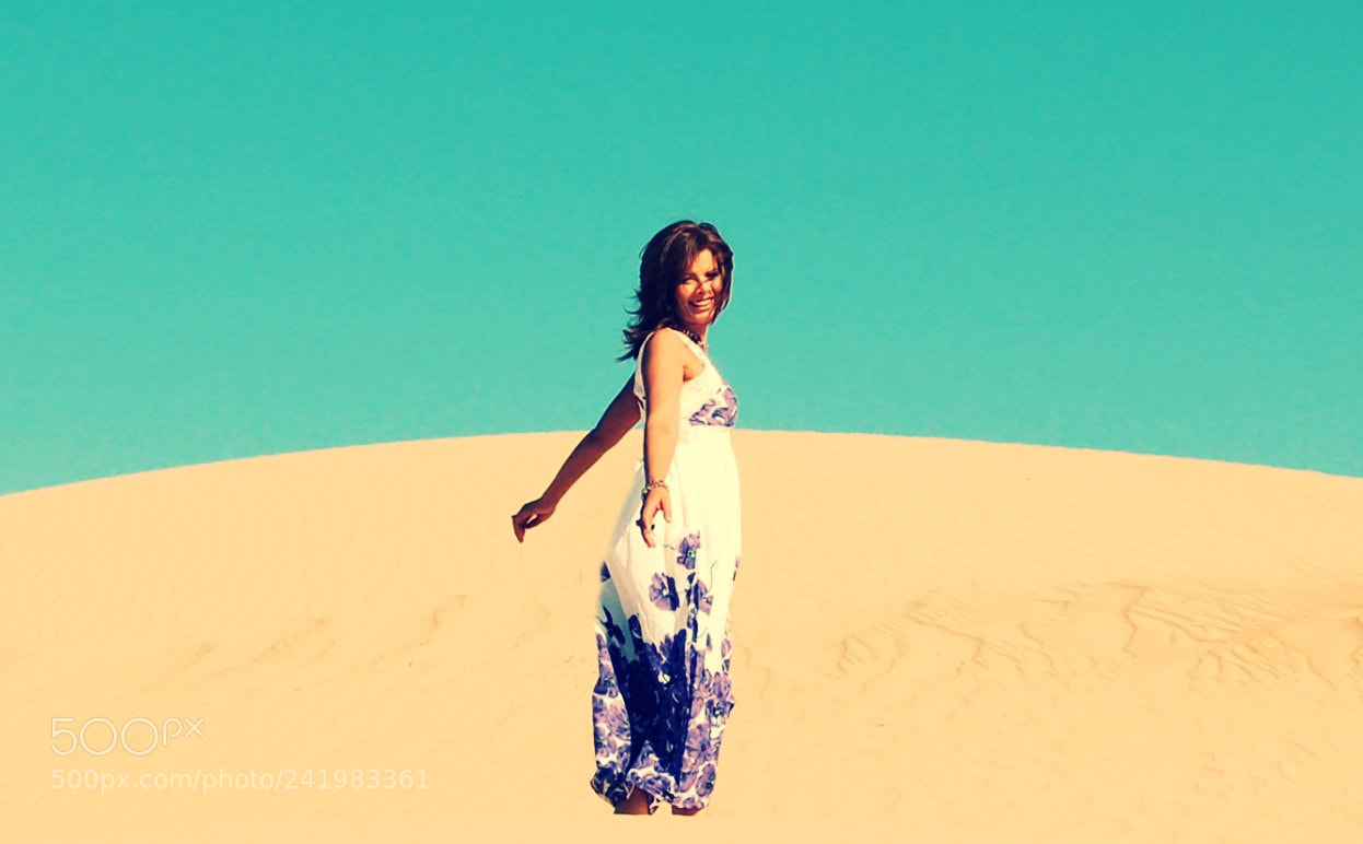 Nikon D40 sample photo. Irma on the dunes photography