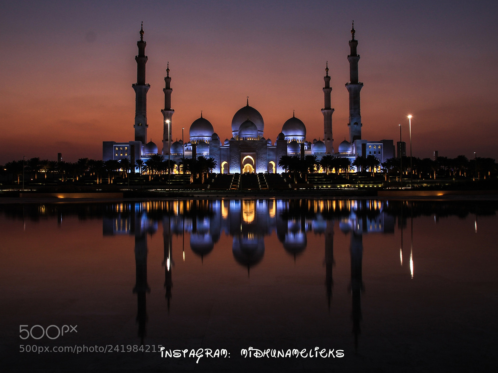 Canon EOS 1300D (EOS Rebel T6 / EOS Kiss X80) sample photo. Grand mosque - abu photography