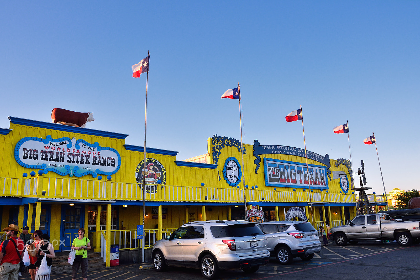 Sigma 17-50mm F2.8 EX DC OS HSM sample photo. Big texan steak ranch, famous steakhouse restaurant photography