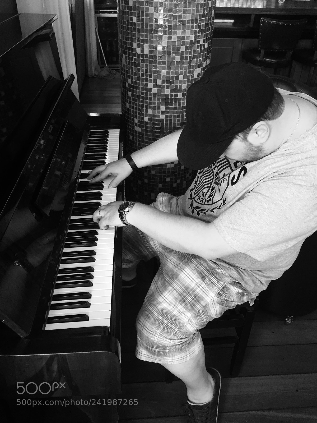 Apple iPhone 6 sample photo. Jazz photography