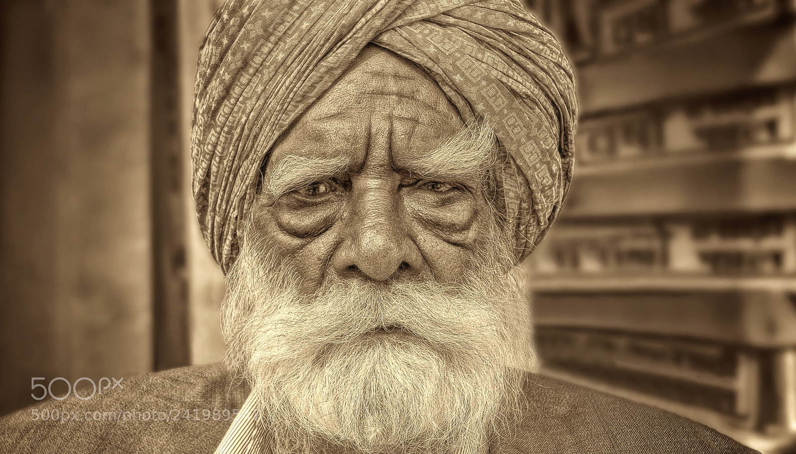 Canon EOS 550D (EOS Rebel T2i / EOS Kiss X4) sample photo. Uncle ji (monochrome) photography