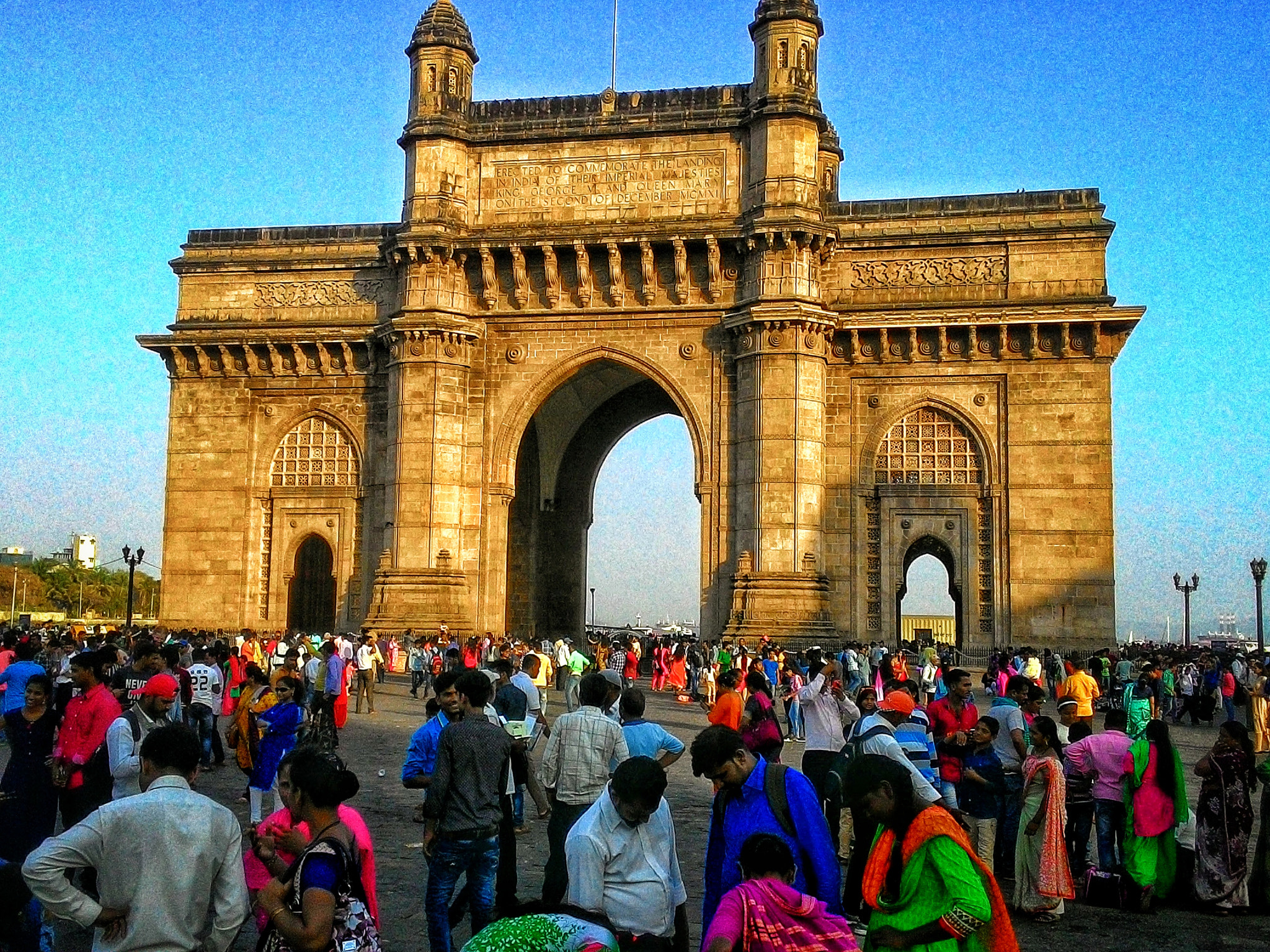ASUS T00J sample photo. The gateway of india with colourful people on sunday evening. photography