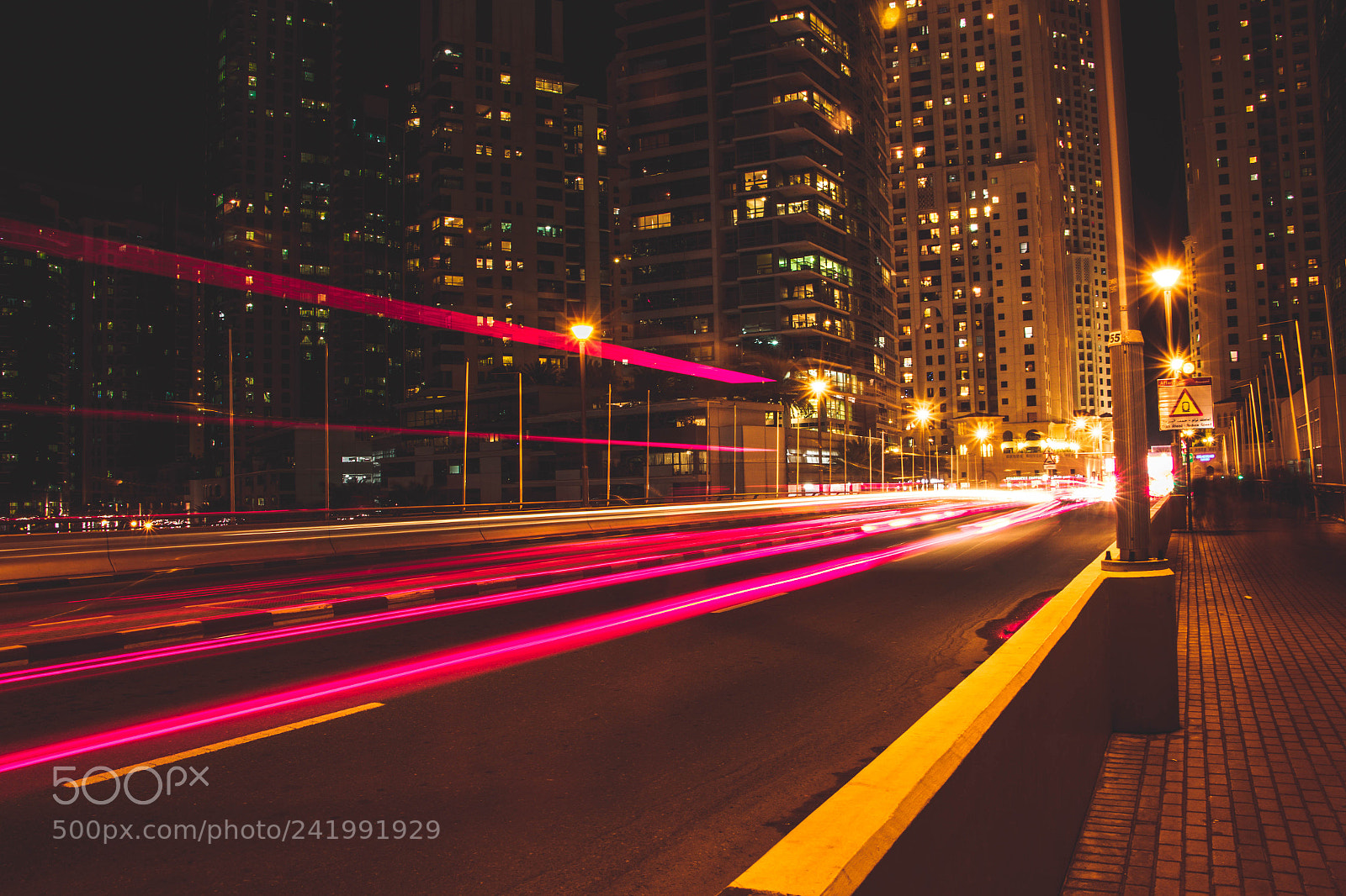 Canon EOS 7D Mark II sample photo. Light travels photography