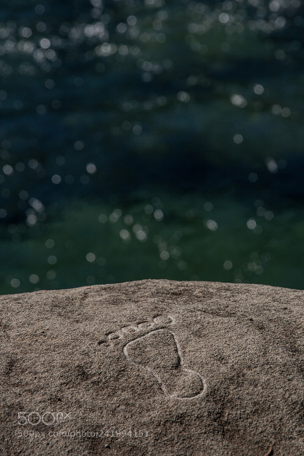 Canon EOS 400D (EOS Digital Rebel XTi / EOS Kiss Digital X) sample photo. Footprint photography