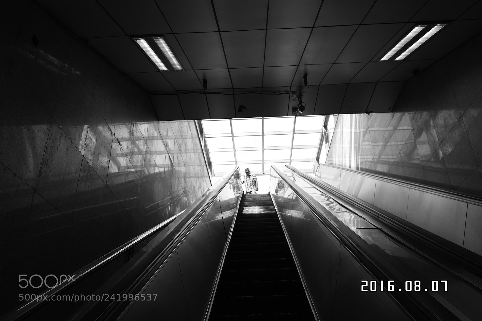 Samsung NX1000 sample photo. Untitled photography