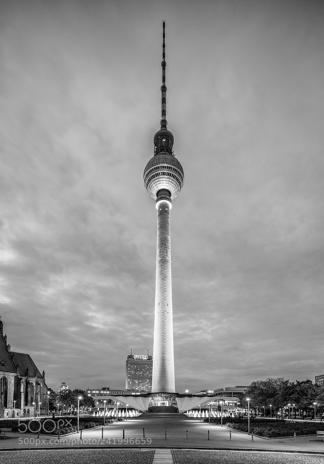 Sony a7 II sample photo. Bright lights, big city. photography