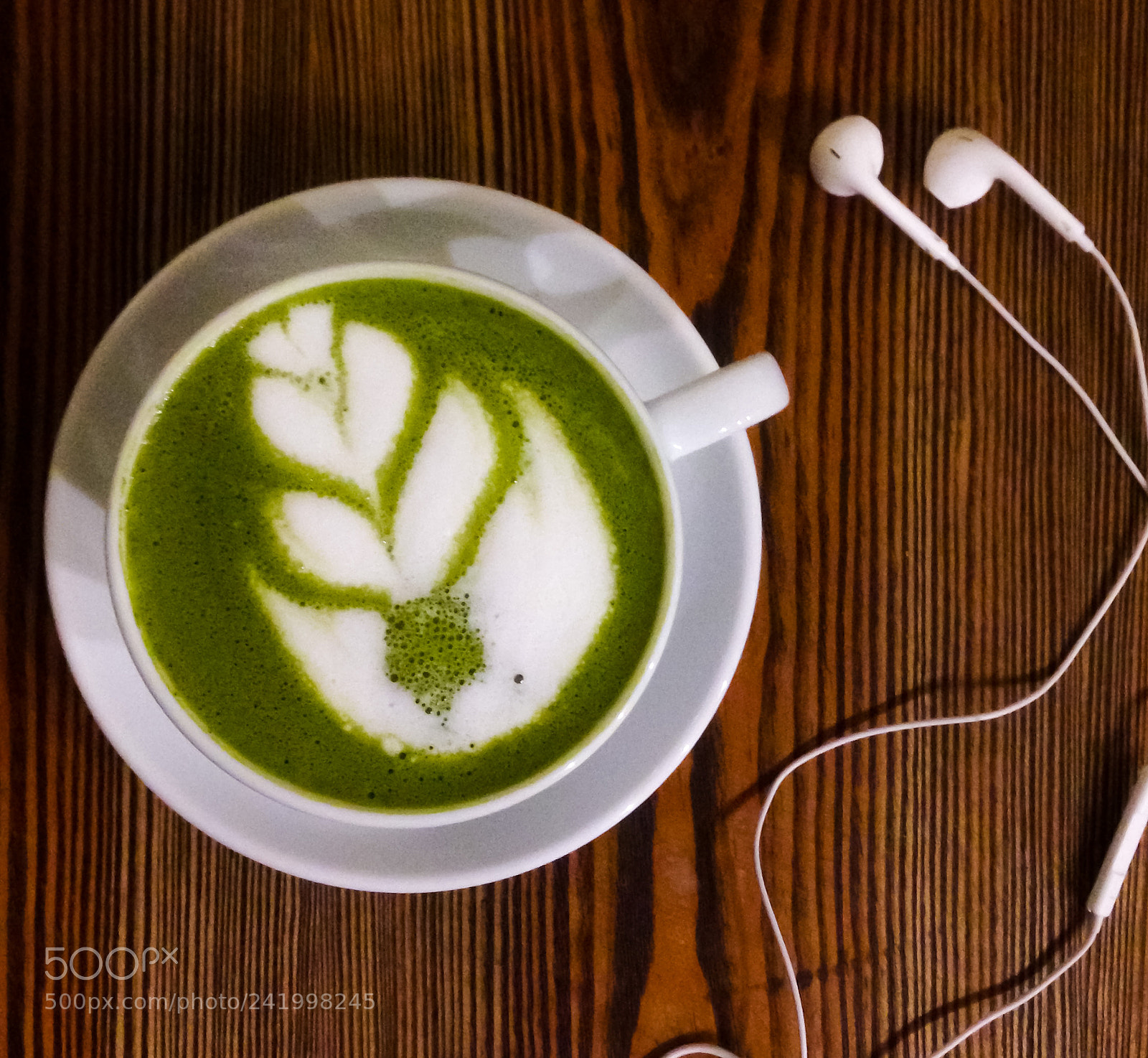 Apple iPhone 5 sample photo. Dream green. matcha in photography