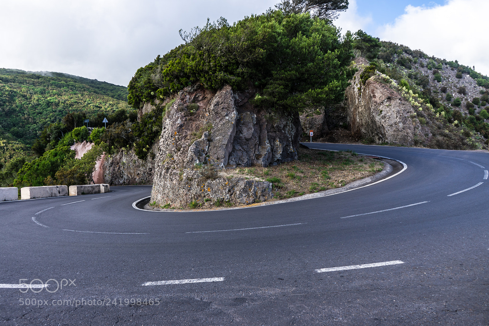 Sony a7 sample photo. Anaga bends photography