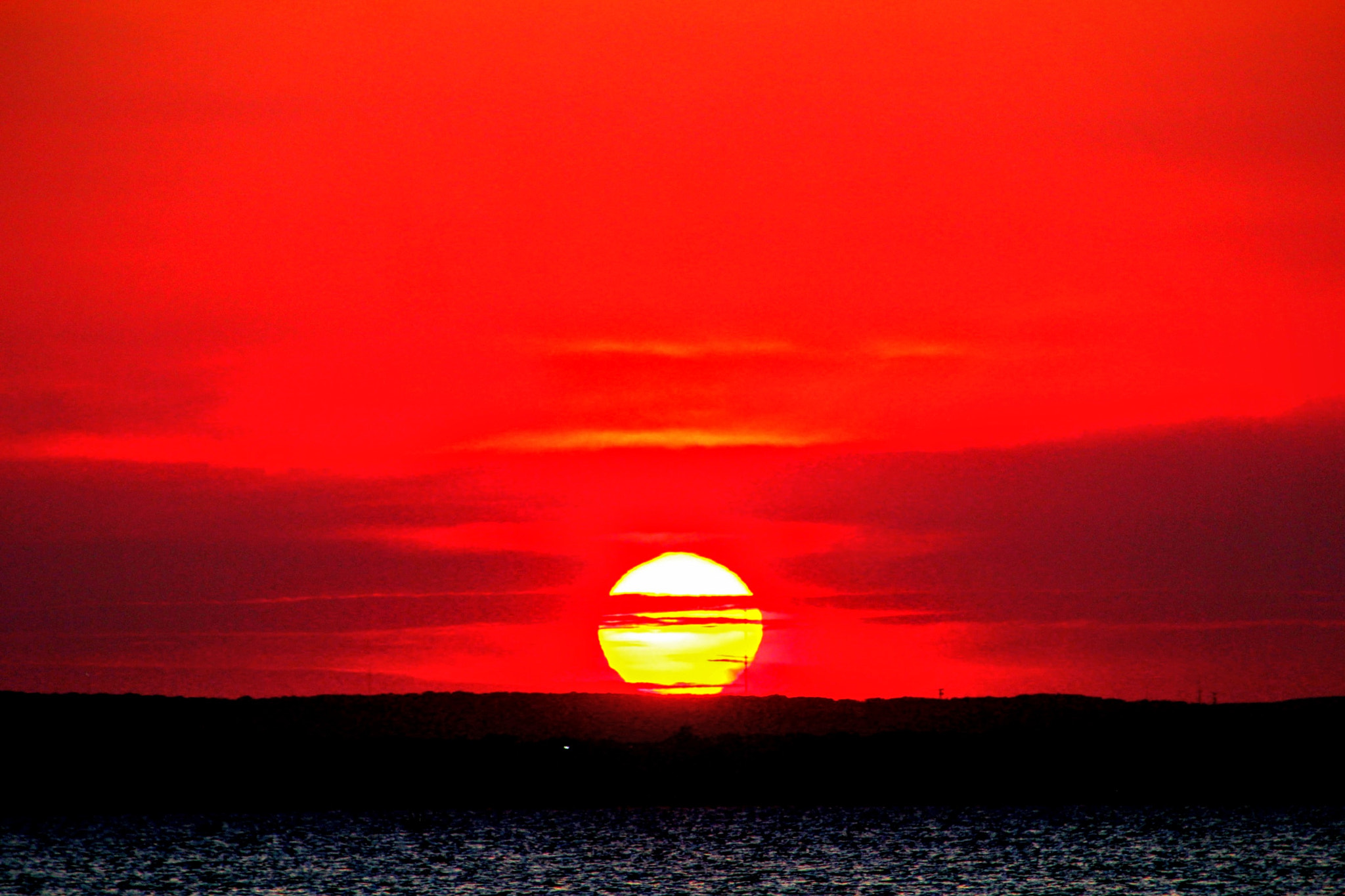 Canon EOS 1200D (EOS Rebel T5 / EOS Kiss X70 / EOS Hi) + EF75-300mm f/4-5.6 sample photo. ..fire in the sky.. photography