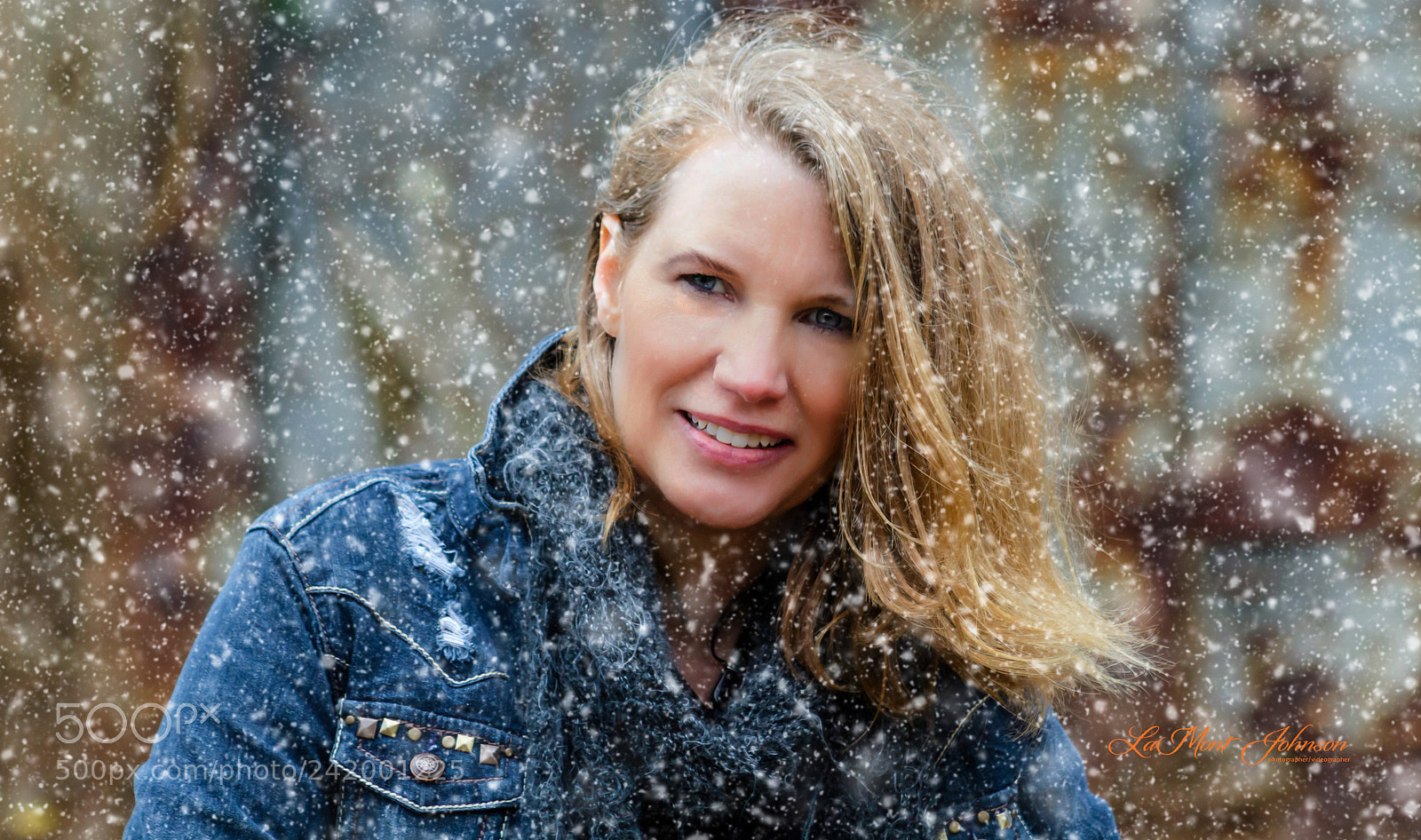 Canon EOS 1200D (EOS Rebel T5 / EOS Kiss X70 / EOS Hi) sample photo. Shelly in the snow photography