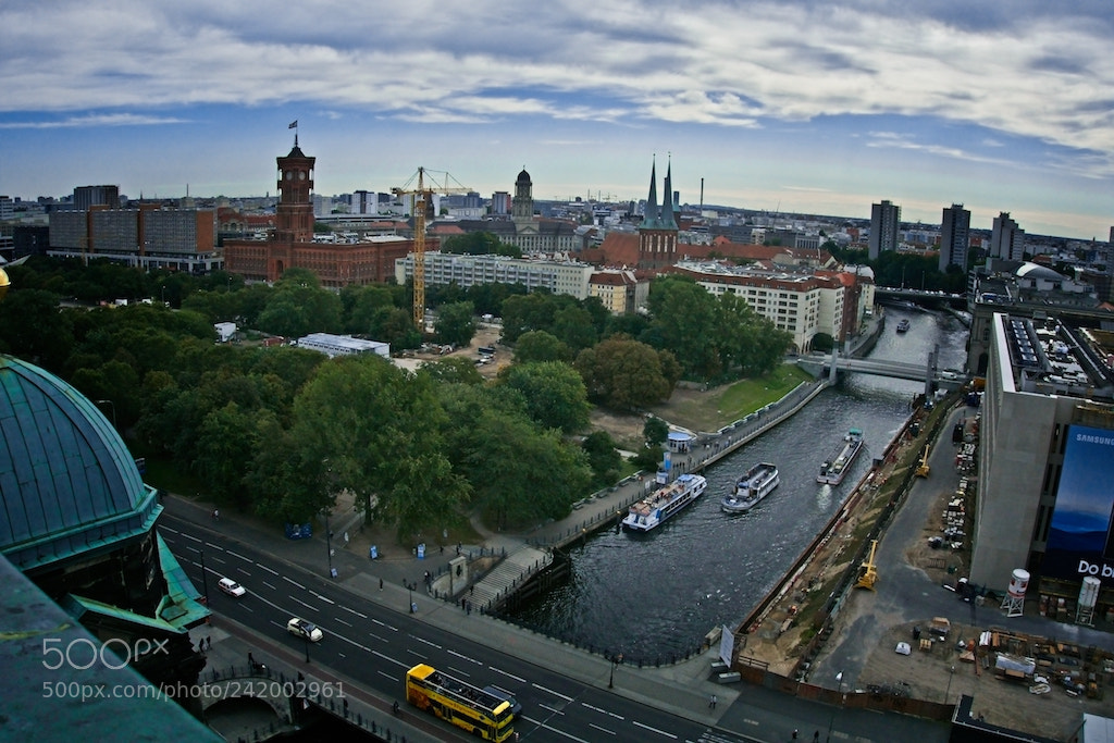 Sony Cyber-shot DSC-RX100 IV sample photo. Beautiful berlin photography
