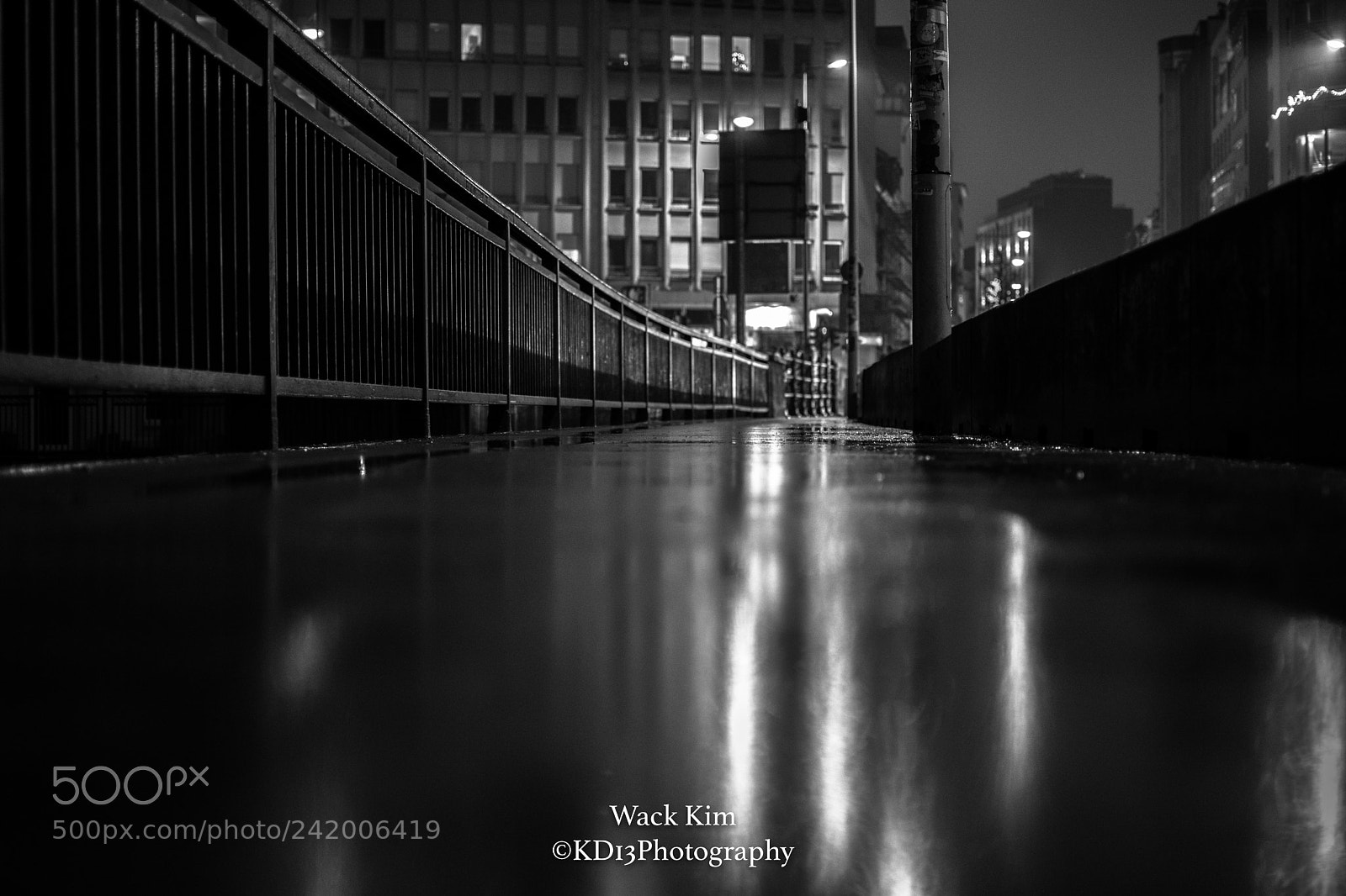 Nikon D7100 sample photo. Wet street photography