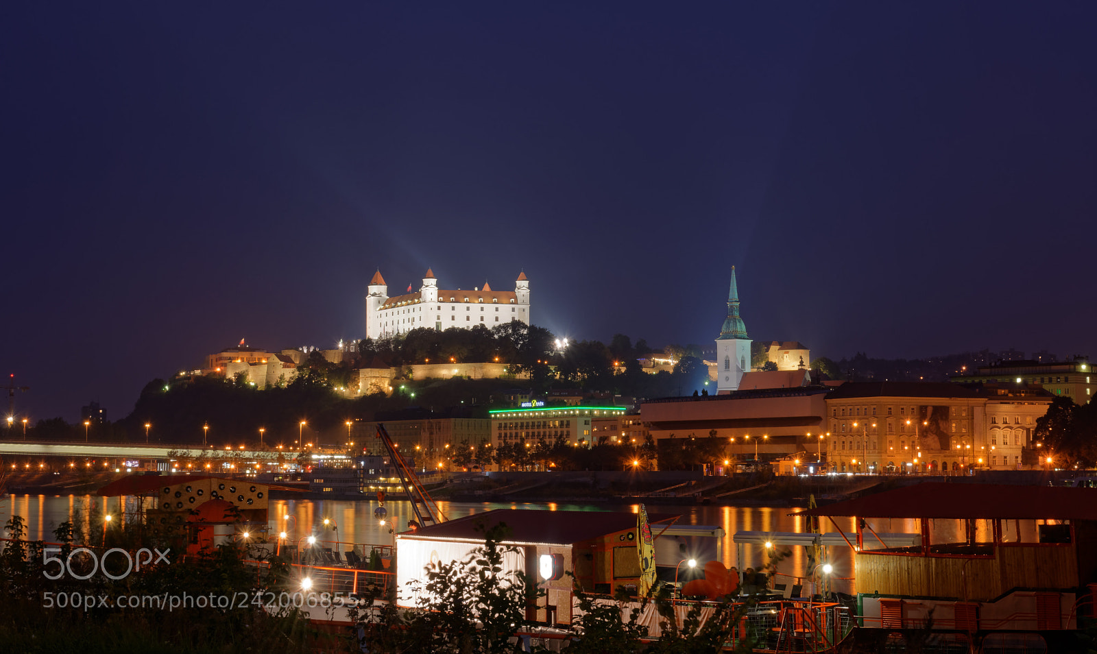 Nikon D7200 sample photo. Bratislava chateau et danube photography