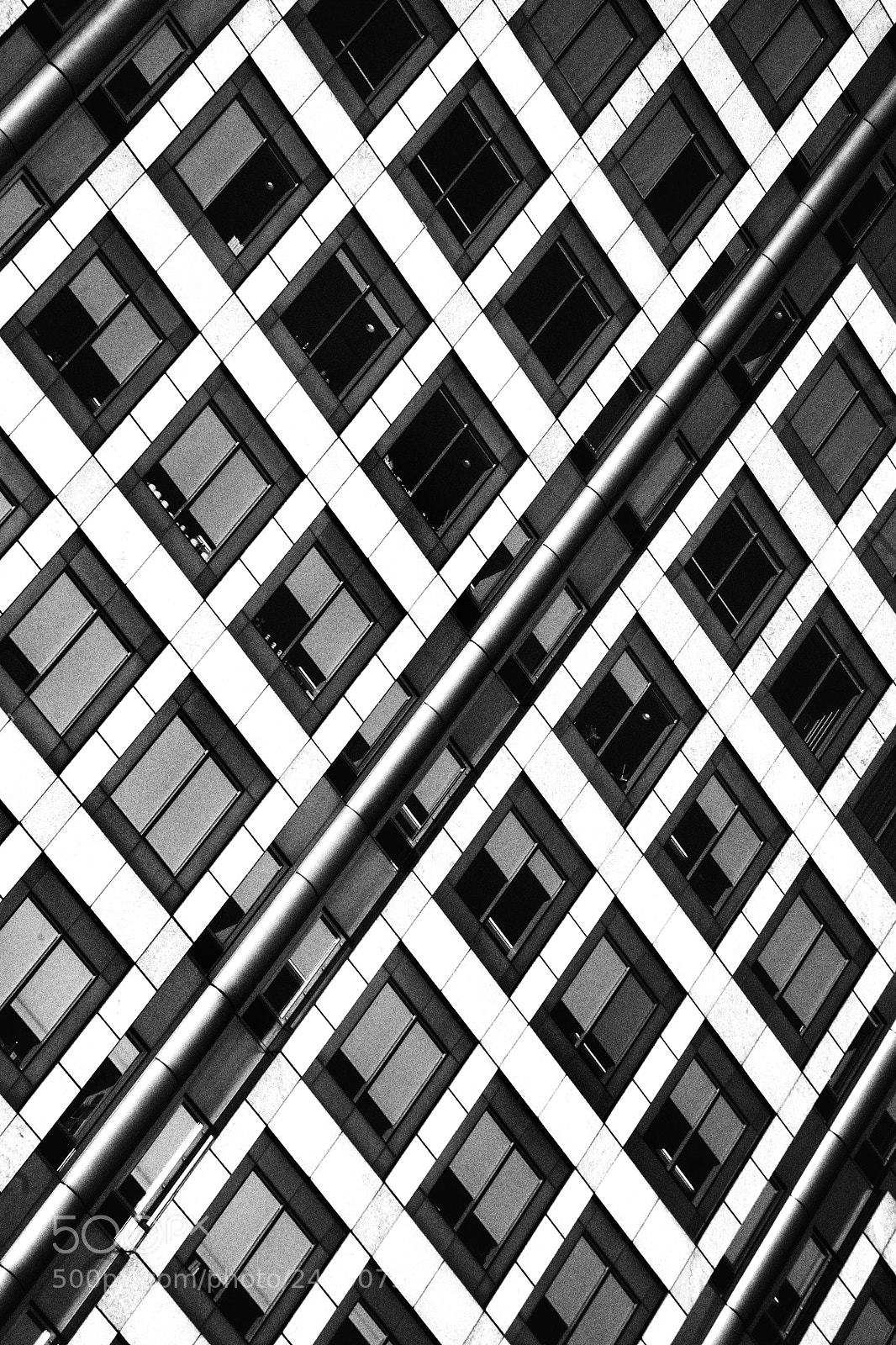Canon EOS 5D sample photo. Urban diagonalis photography