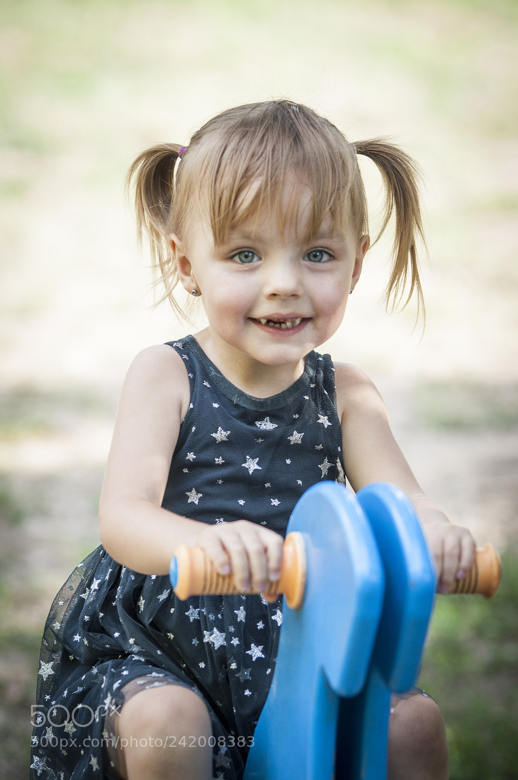 Nikon D5000 sample photo. Childhood photography