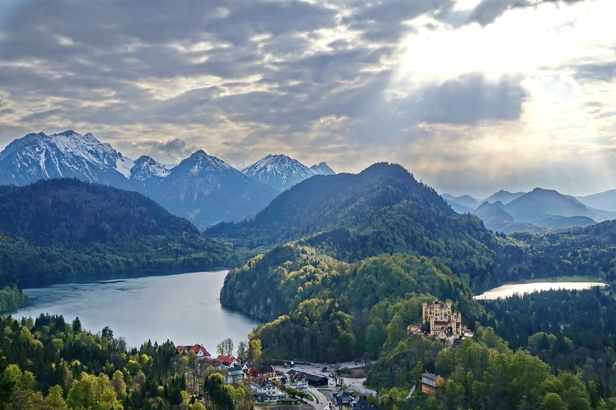 Sony Alpha a5000 (ILCE 5000) + Sony E 18-50mm F4-5.6 sample photo. Hohenschwangau castle & alpsee lake photography