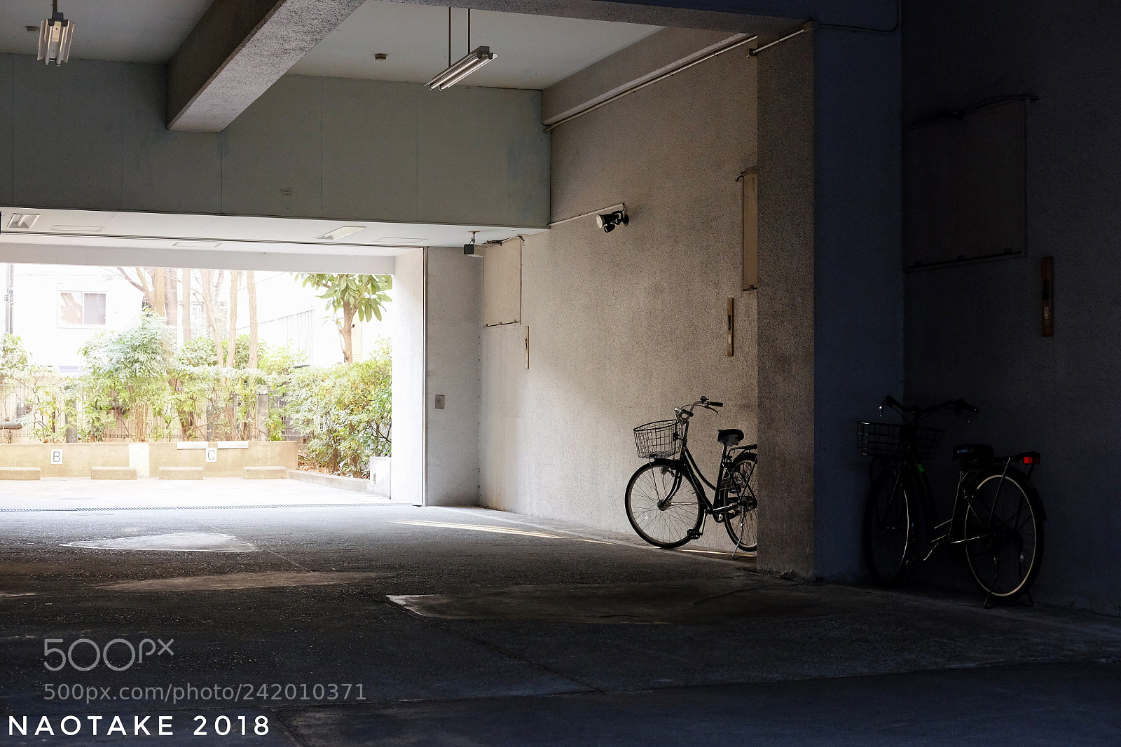 Fujifilm X-E2 sample photo. A garage x-e2 photography