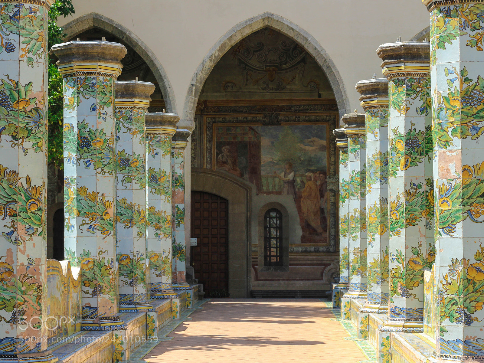 Canon EOS 1200D (EOS Rebel T5 / EOS Kiss X70 / EOS Hi) sample photo. Monastero di santa chiara photography