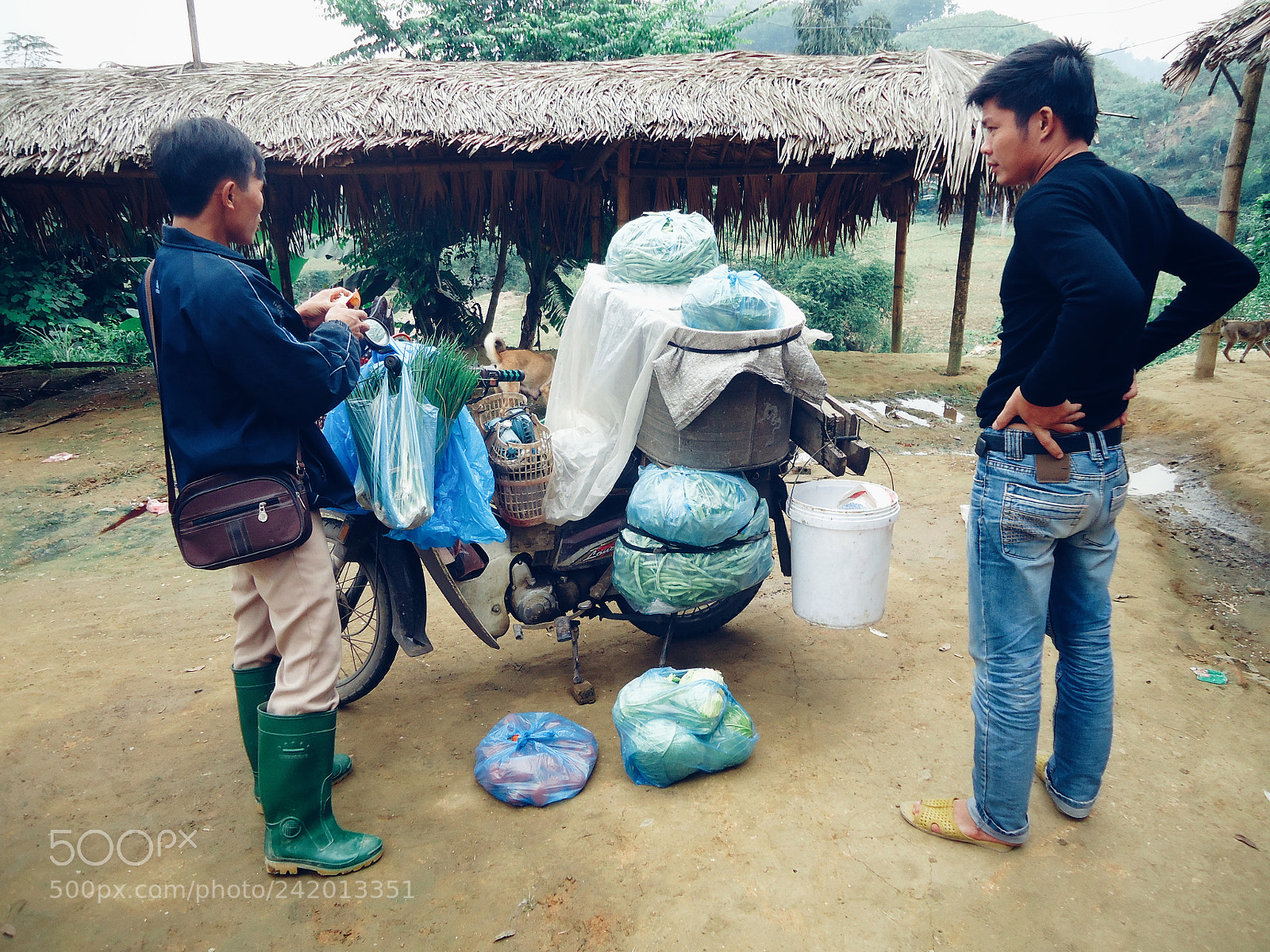 Sony Cyber-shot DSC-W610 sample photo. Market khanh hoa, yen photography