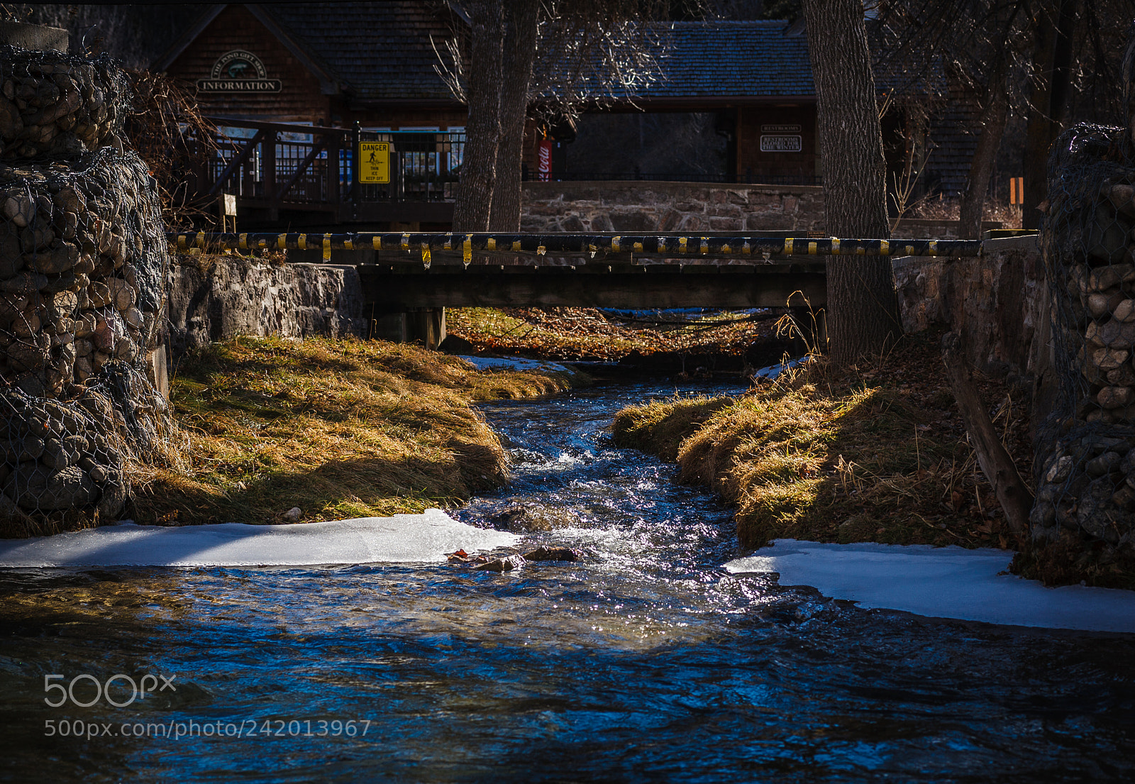 Canon EOS-1Ds Mark II sample photo. Creekside twilight photography
