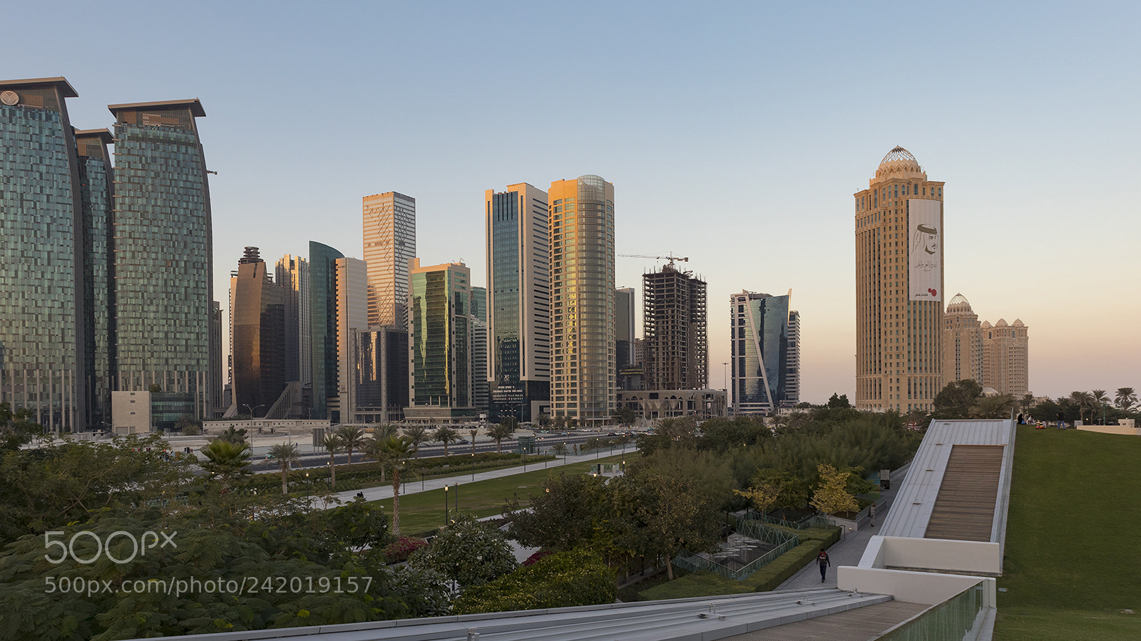 Canon EOS M6 sample photo. The growing city doha photography