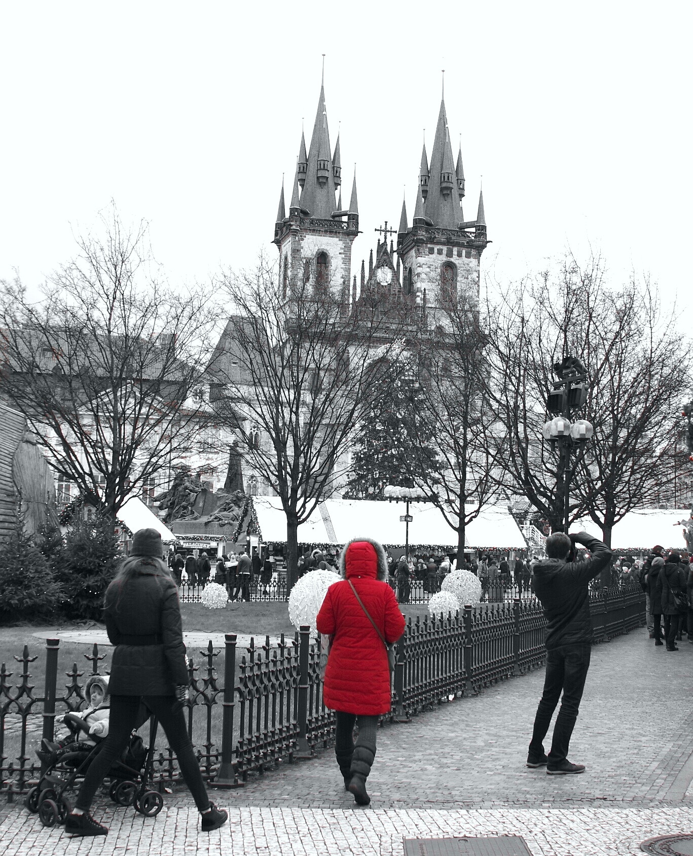 Pentax K-70 sample photo. Old town square photography
