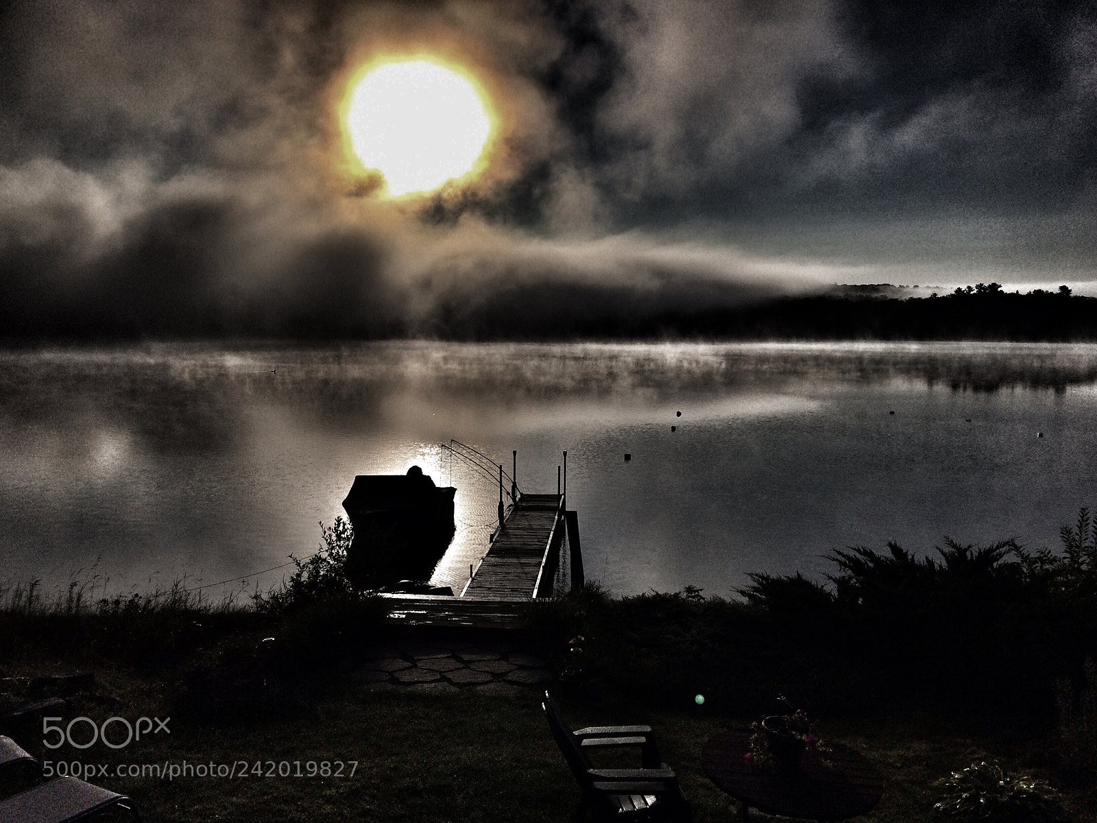 Apple iPhone 5s sample photo. Misty sunrise photography
