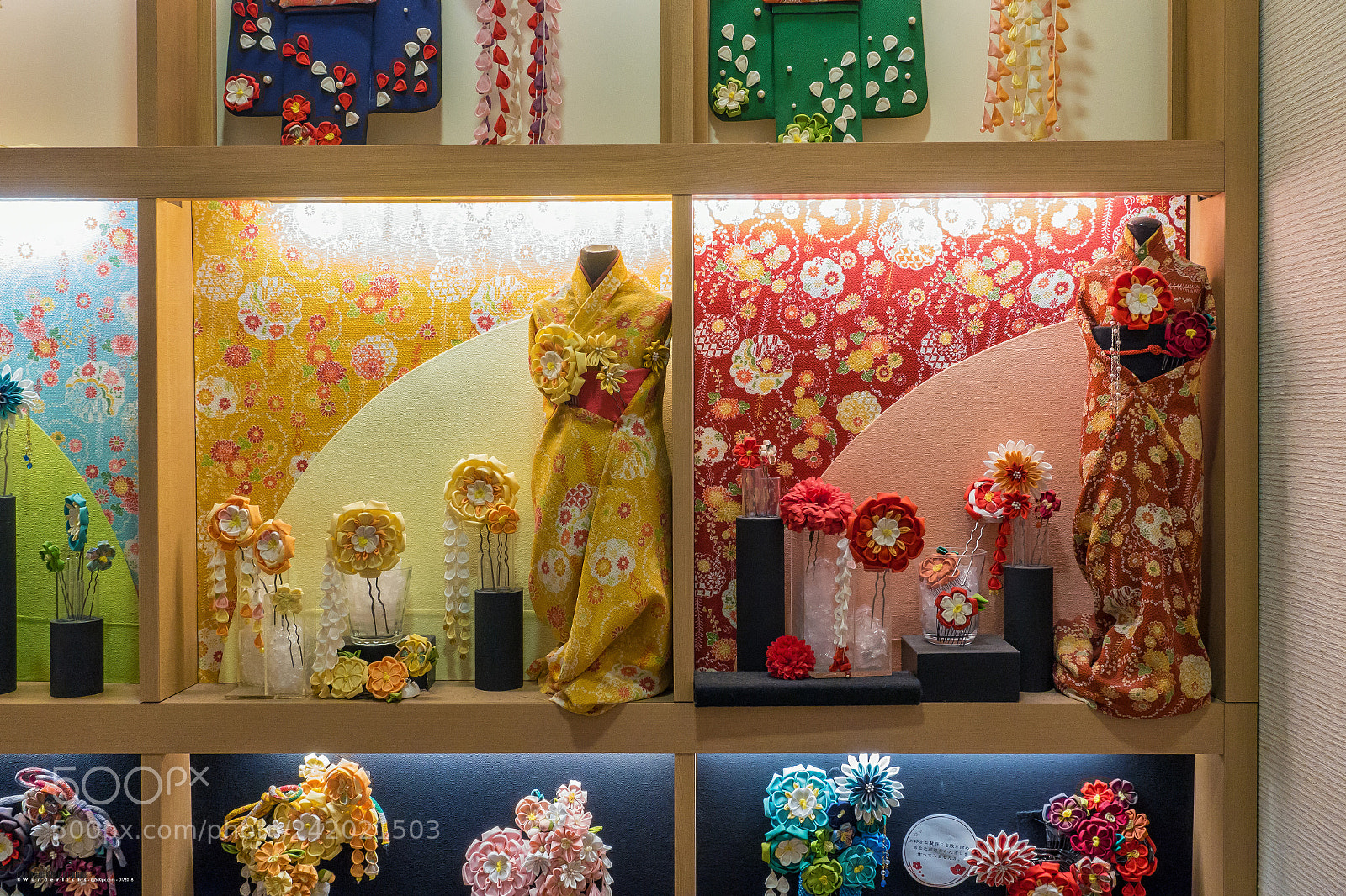 Sony Cyber-shot DSC-RX100 III sample photo. Staircase decoration at chirimen photography