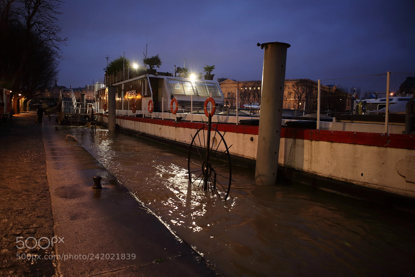 Canon EOS 5D sample photo. Nuit pompiers photography