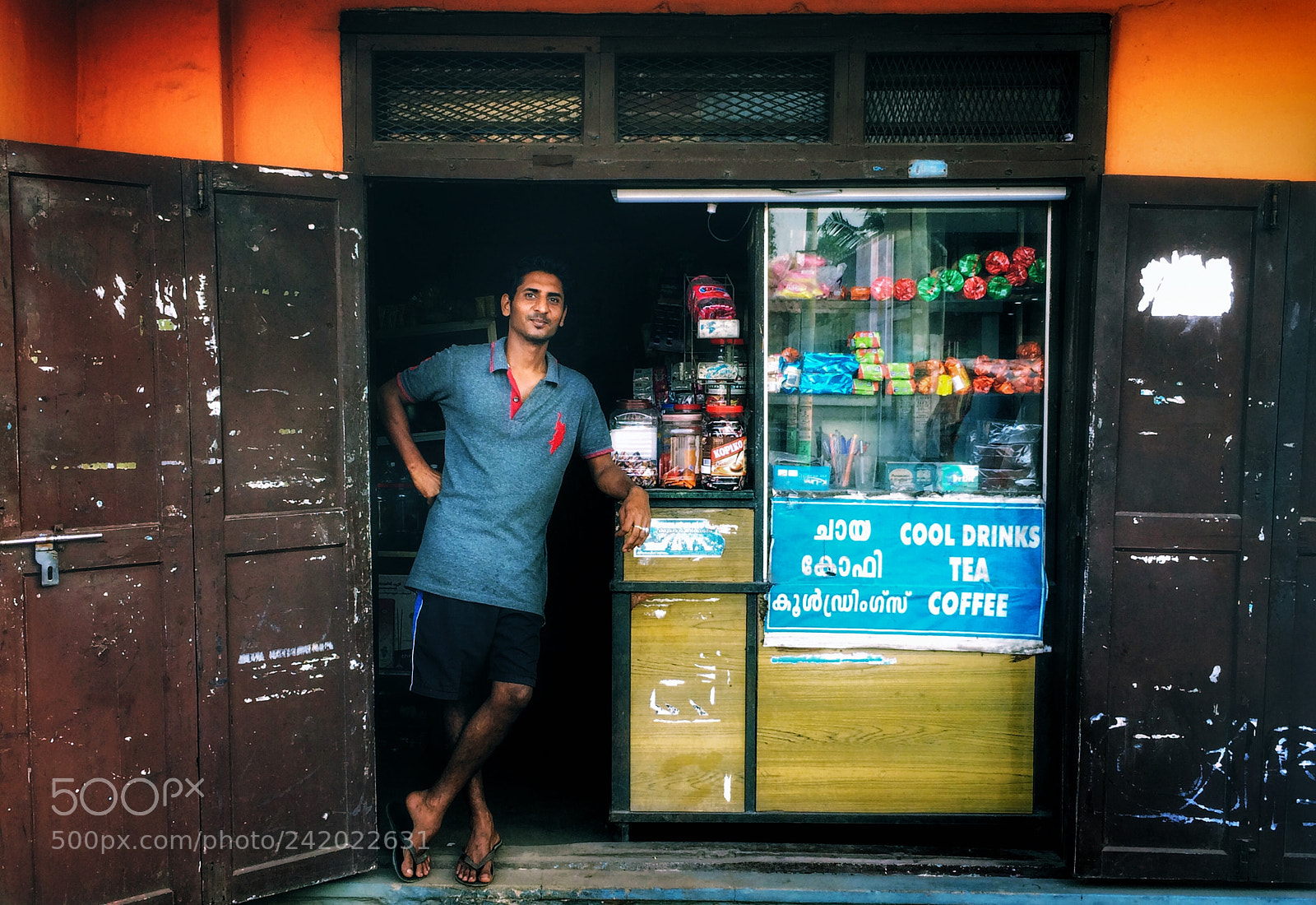 Apple iPhone 5s sample photo. The tea shop photography