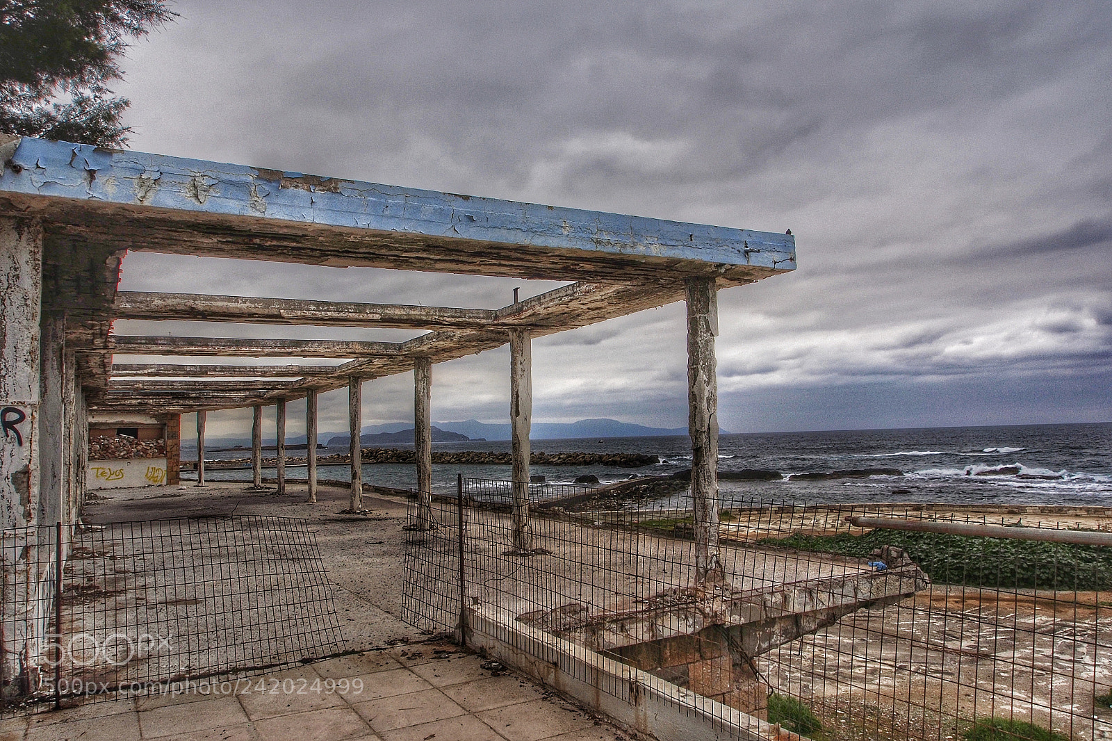 Olympus OM-D E-M5 sample photo. Abandoned photography