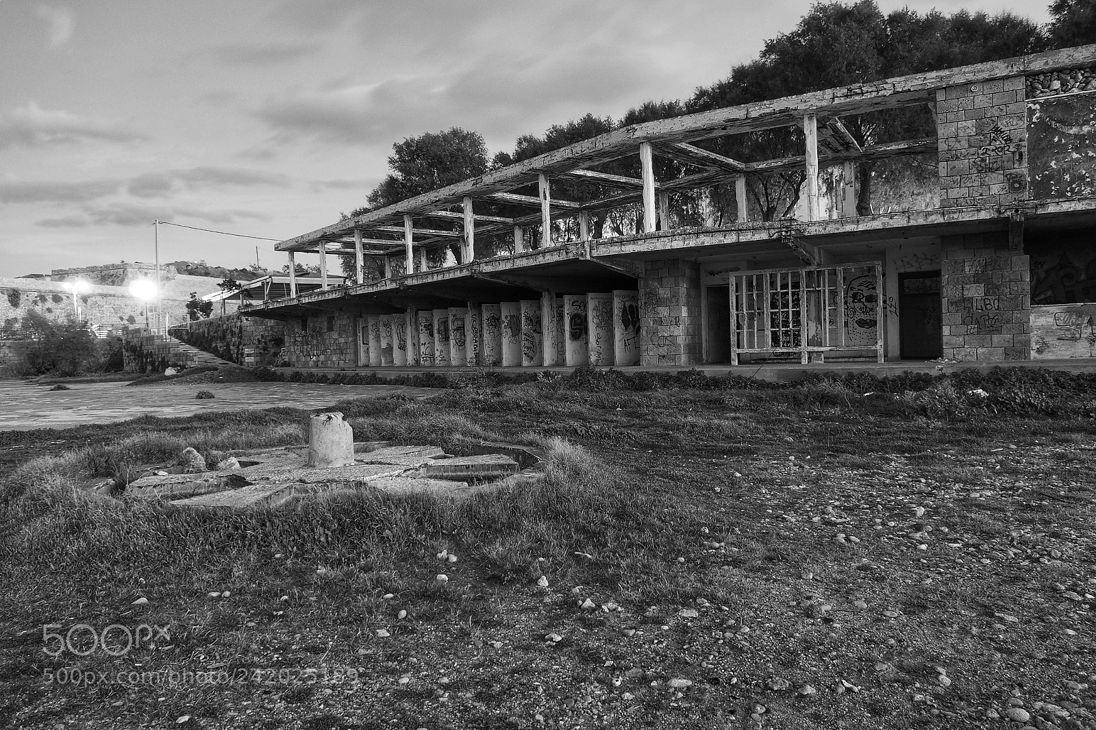 Olympus OM-D E-M5 sample photo. Abandoned 2 photography