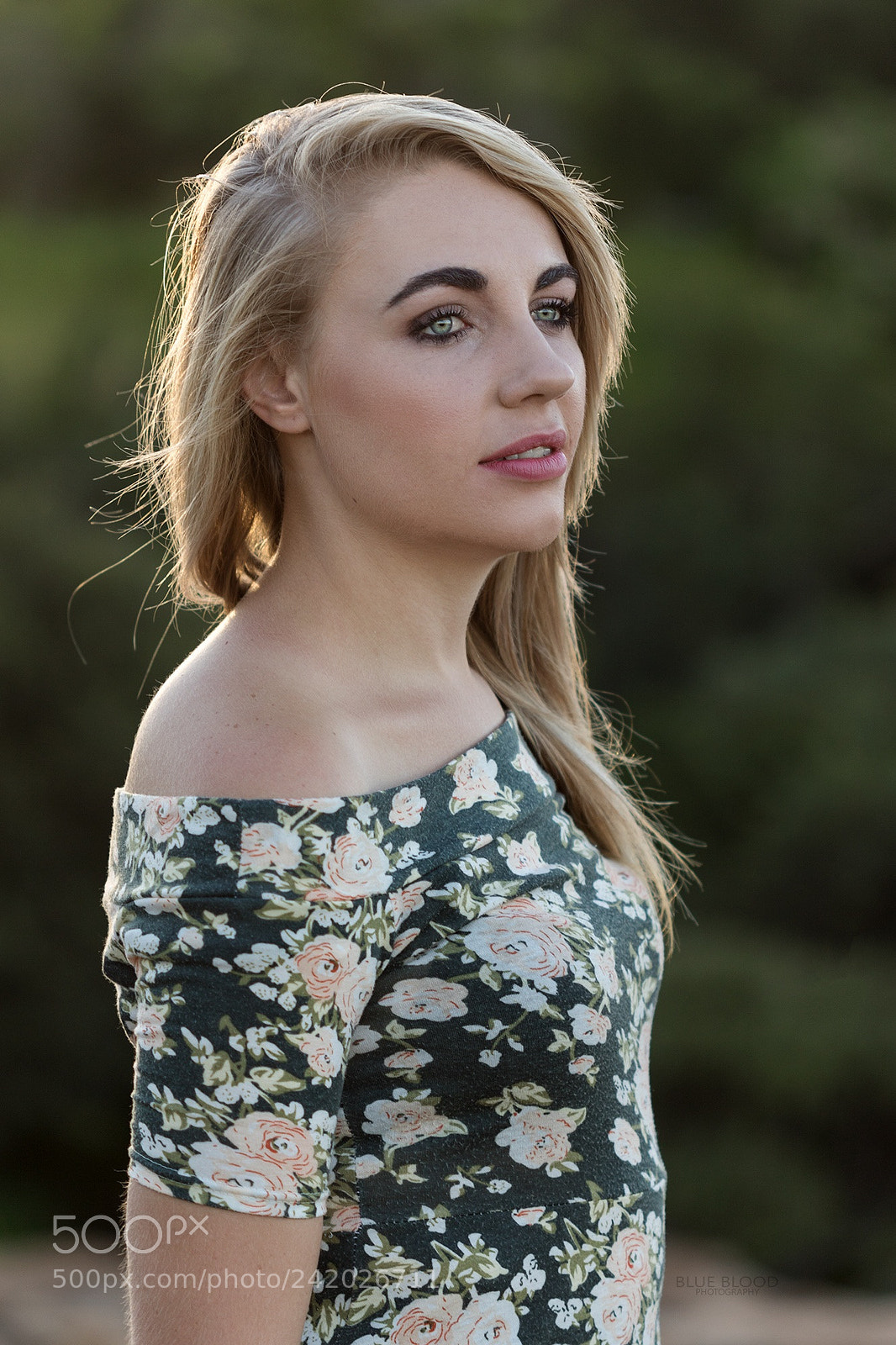 Canon EOS 7D Mark II sample photo. Jana - natural light photography