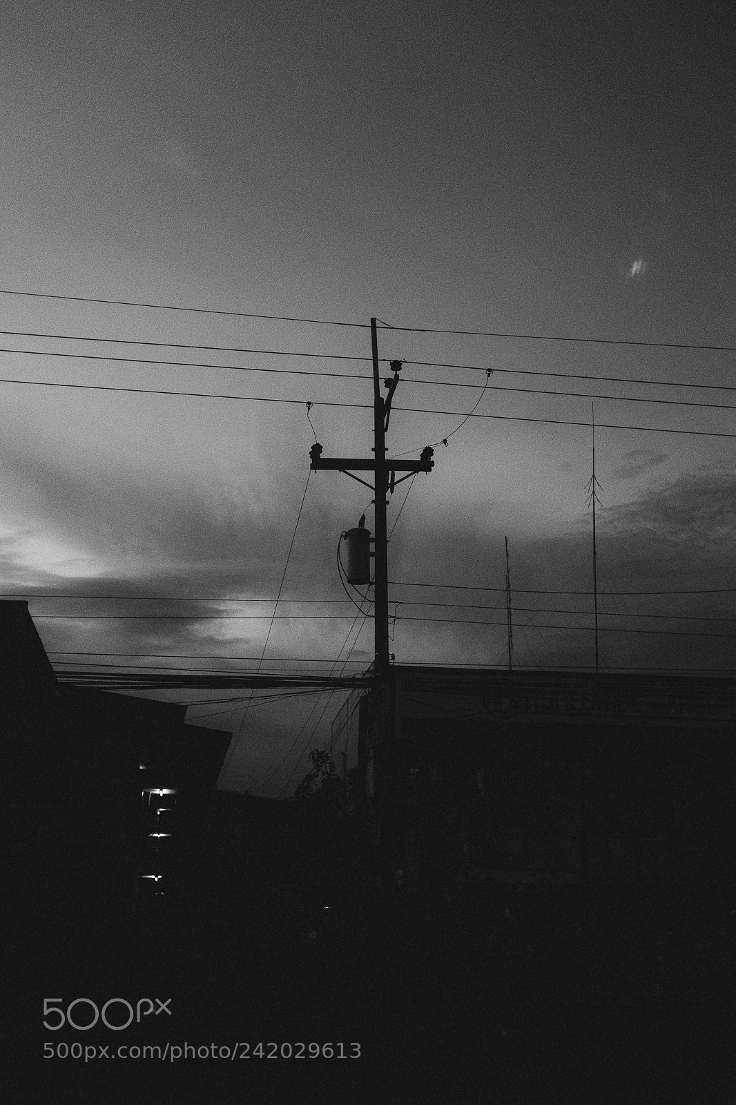 Fujifilm X100F sample photo. Electric photography