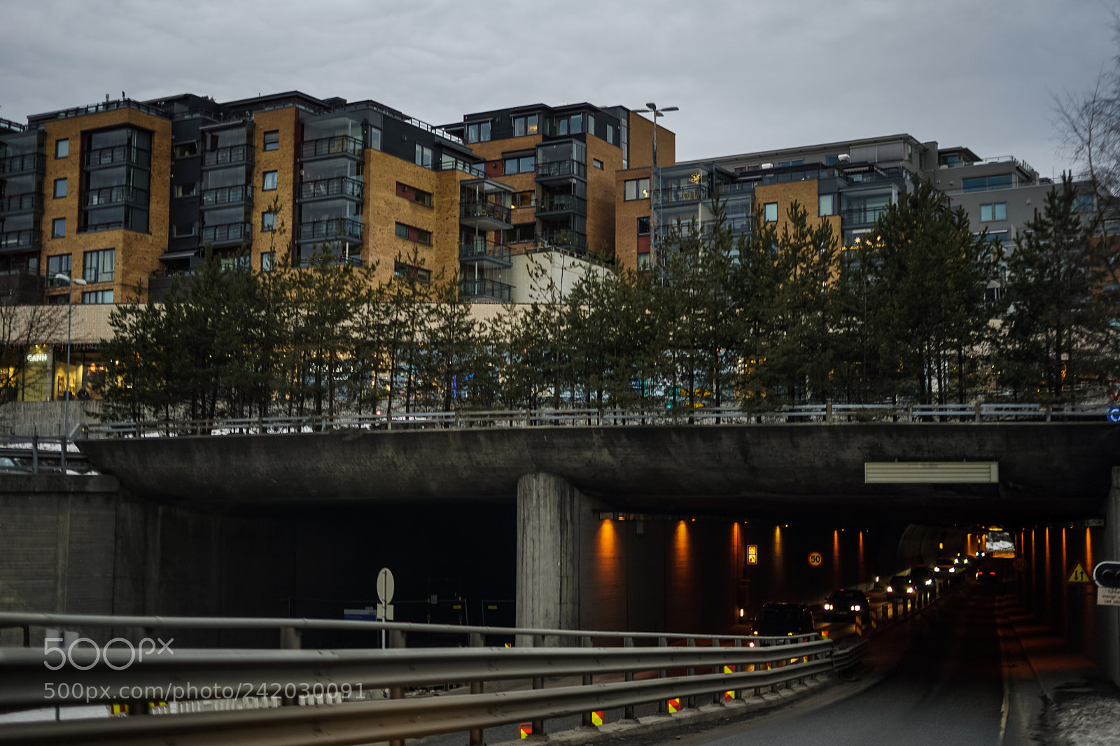 Sony a7 II sample photo. Sandvika..return home photography