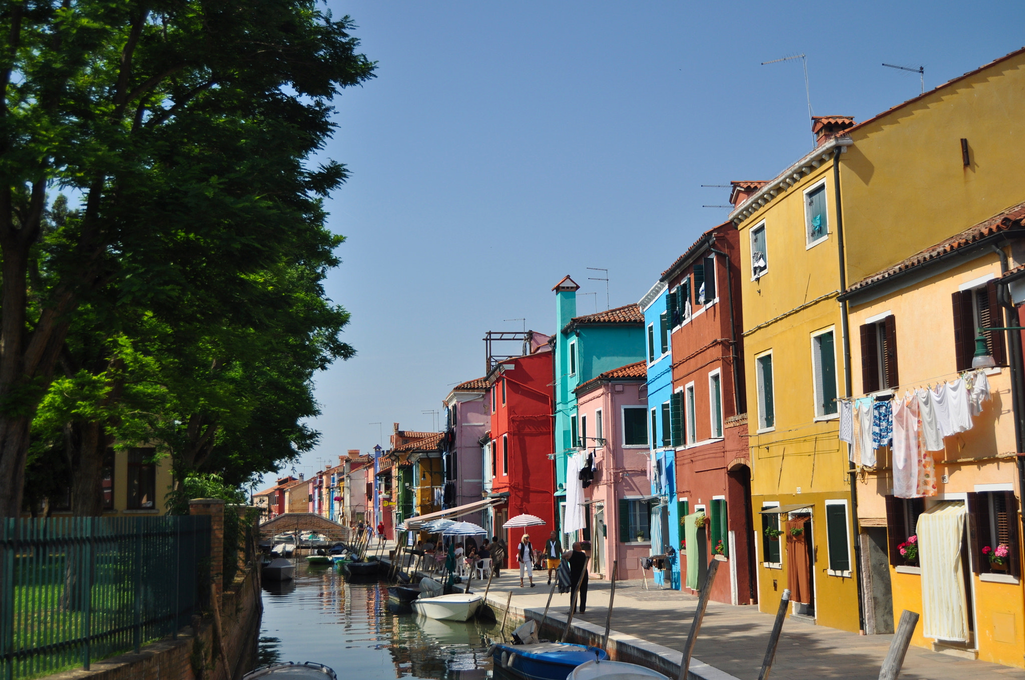 Nikon D5000 sample photo. Canal in burano photography