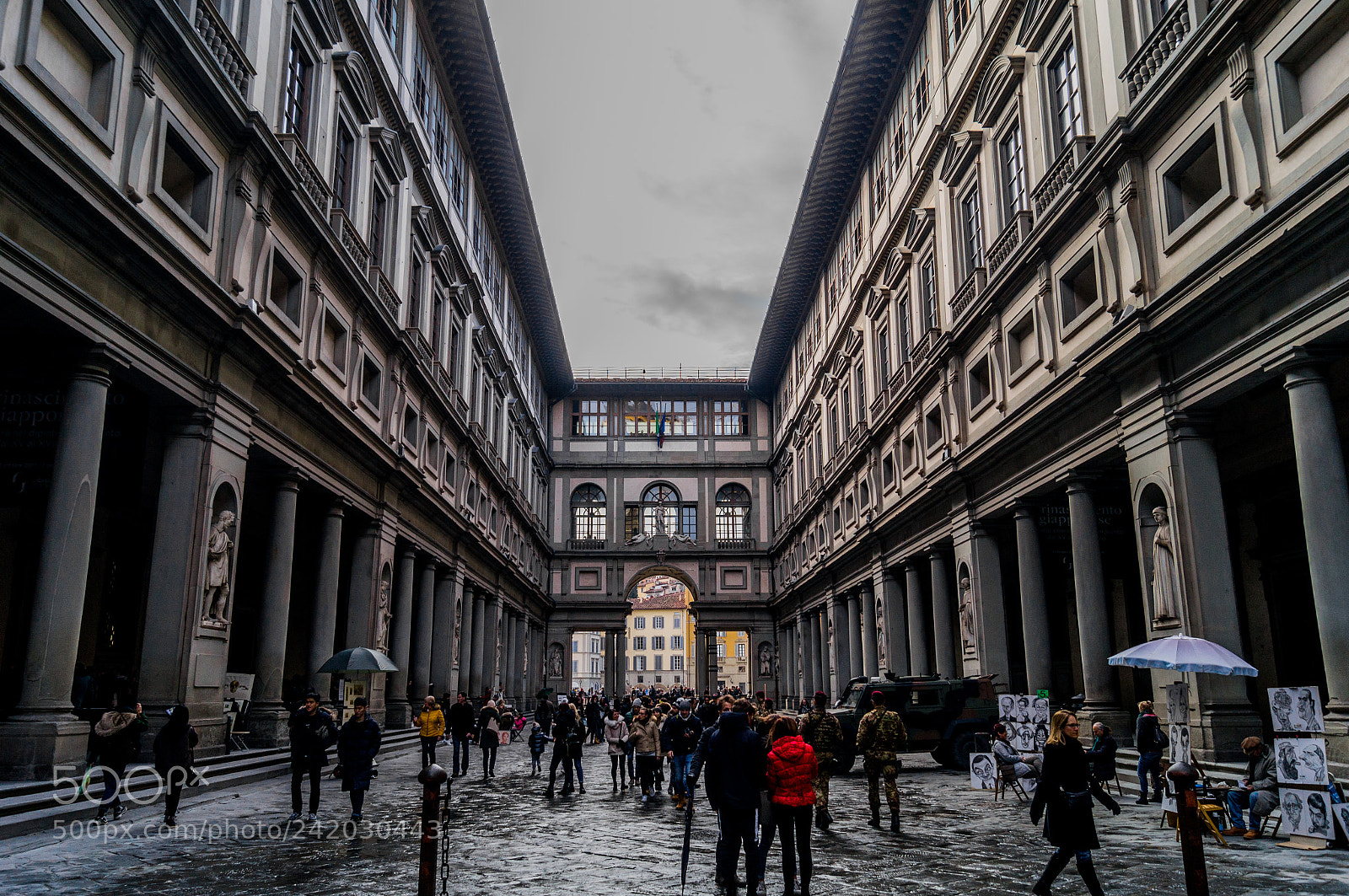 Sony SLT-A57 sample photo. Uffizi's light photography