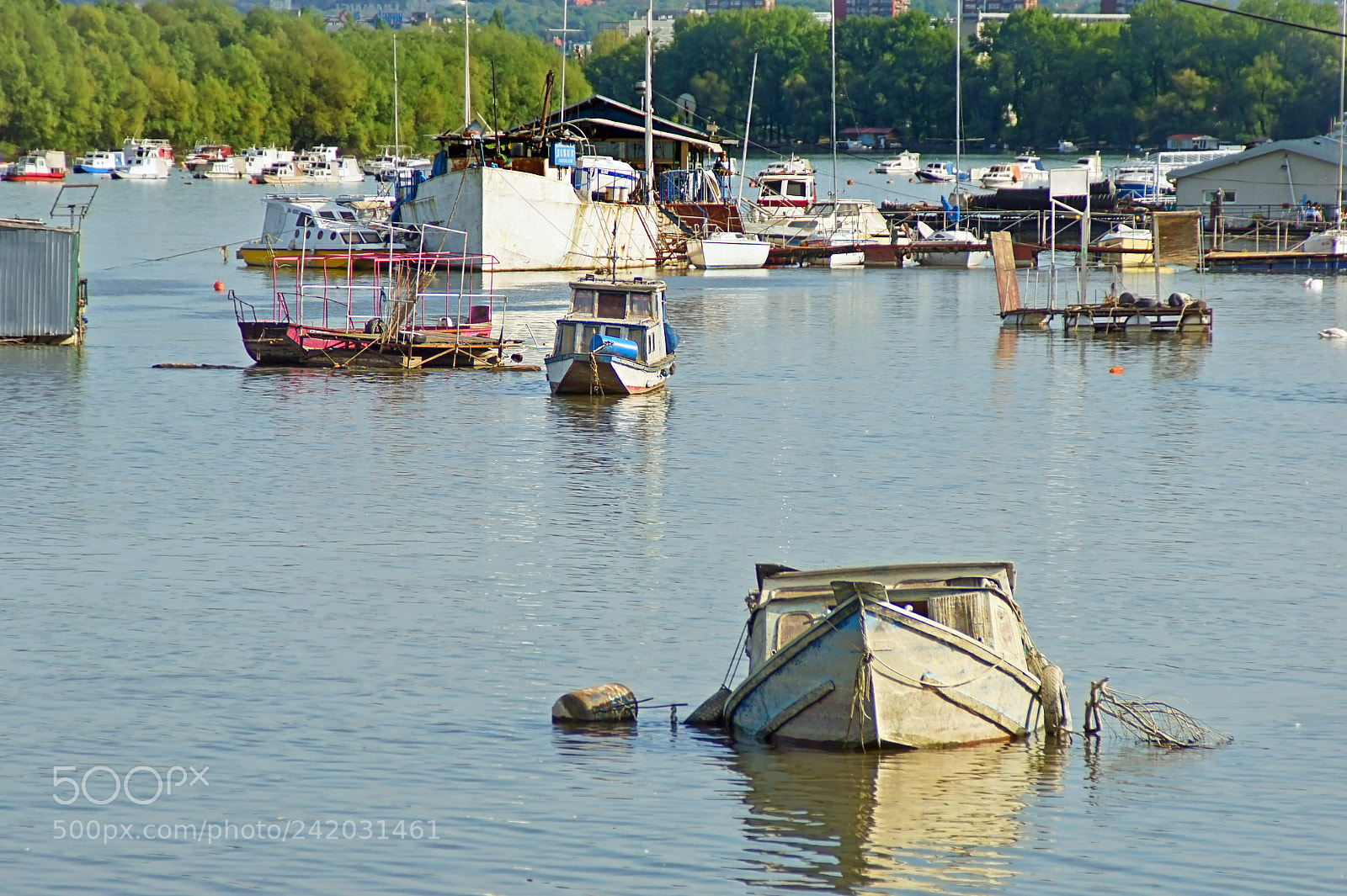Sony SLT-A33 sample photo. Sinking boat photography