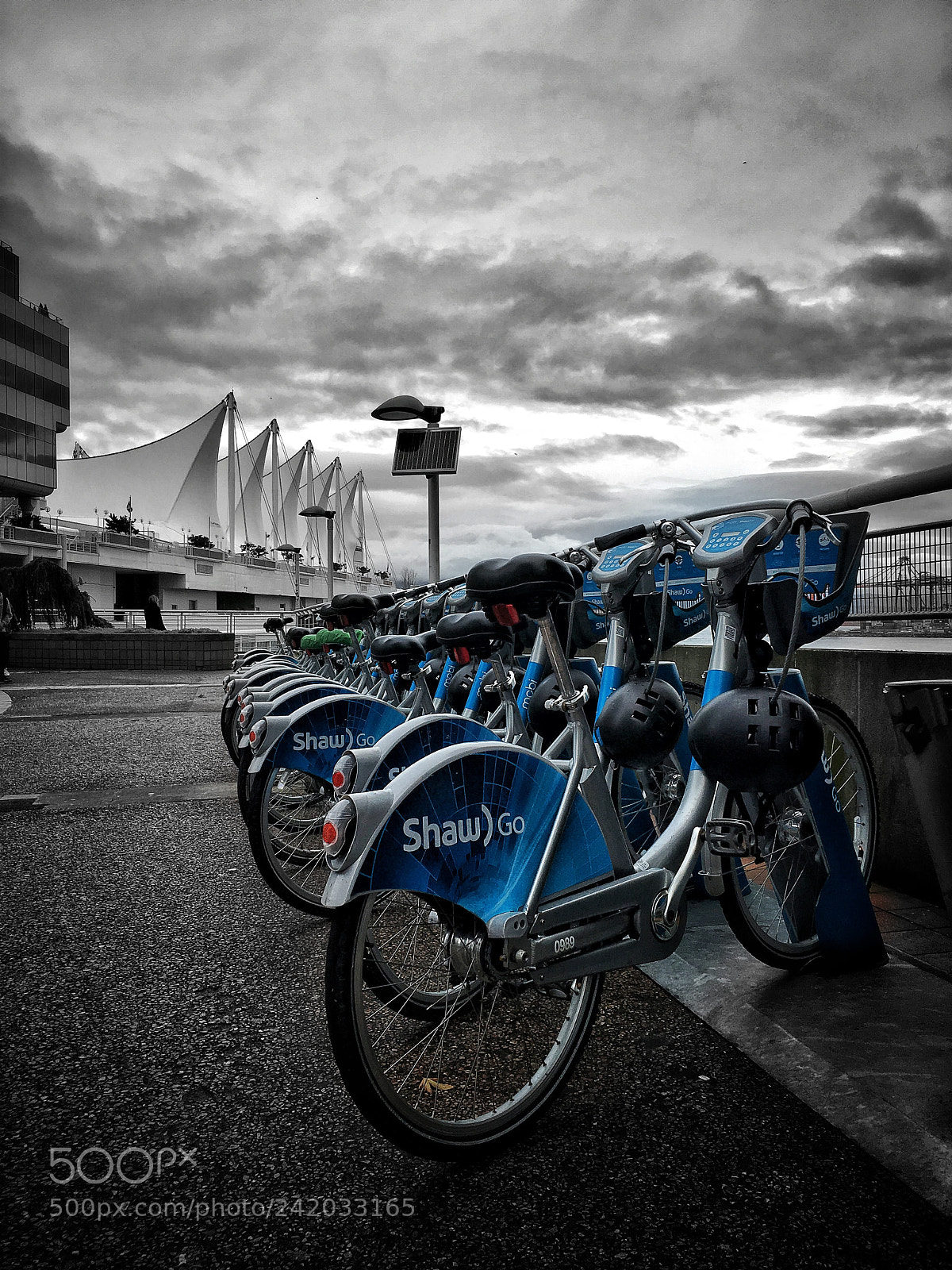 Apple iPhone 6s Plus sample photo. Downtown photography