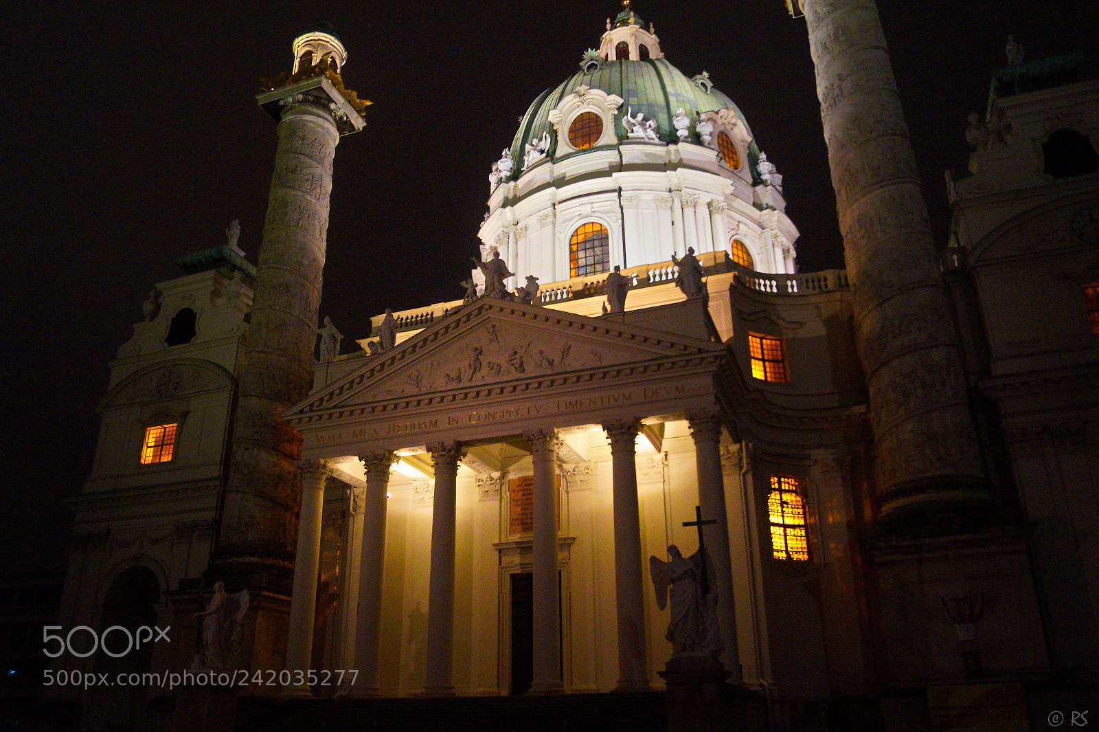 Sony SLT-A58 sample photo. Karlskirche photography
