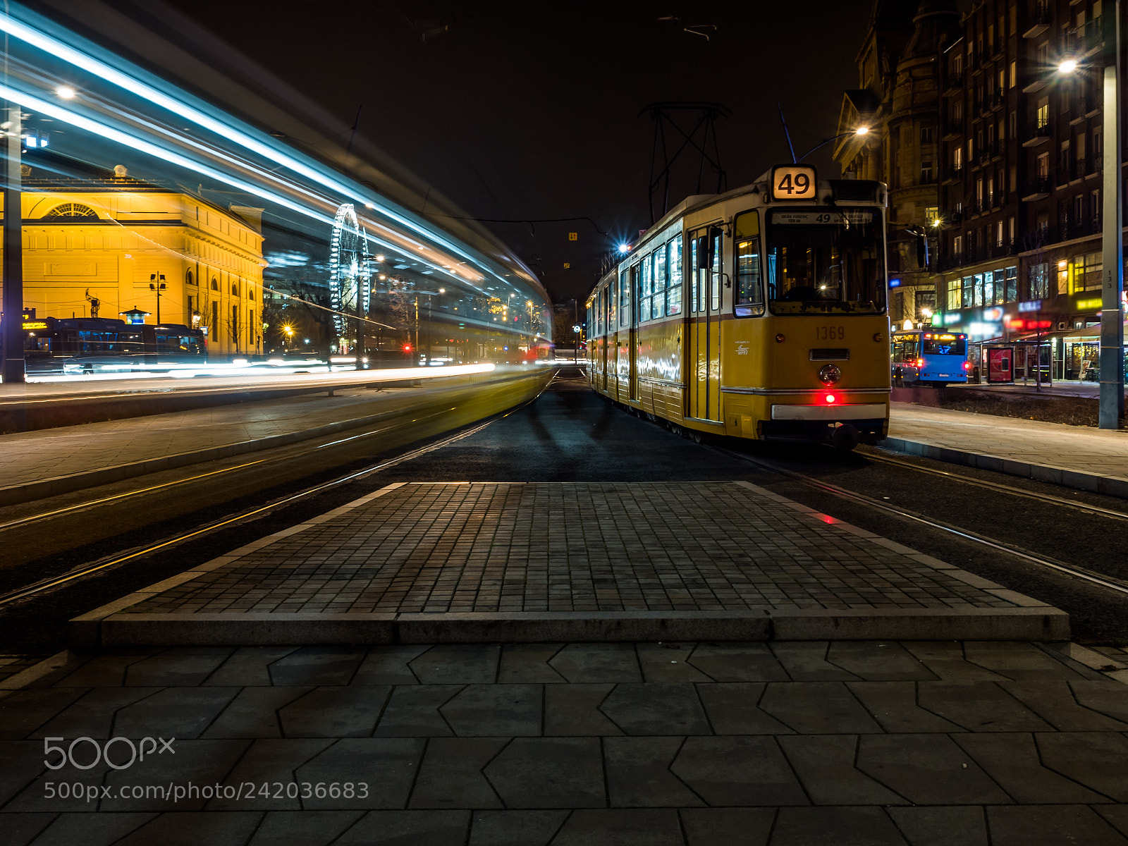Olympus OM-D E-M5 II sample photo. Rush hour photography