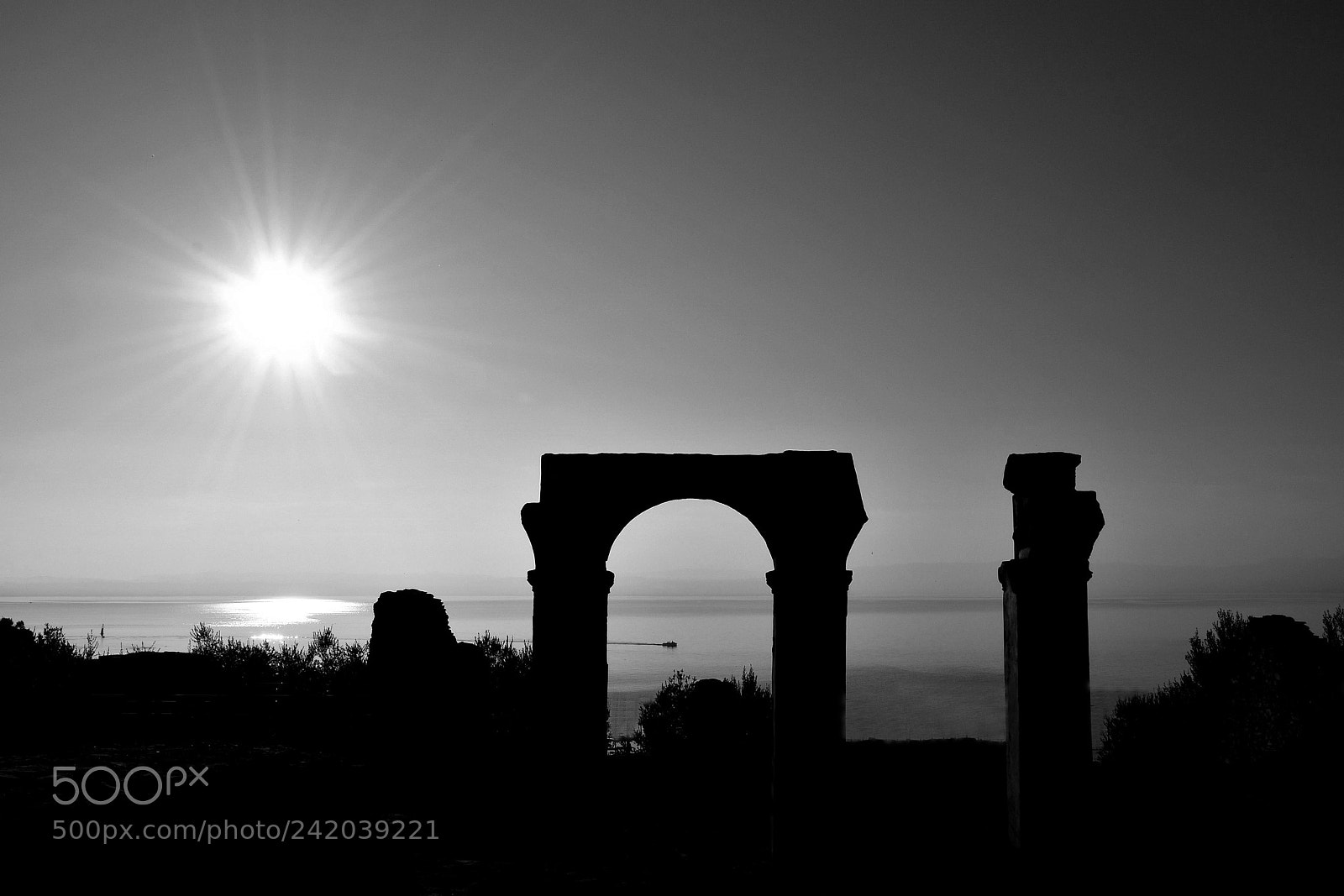 Nikon D5500 sample photo. Roman ruins on the photography