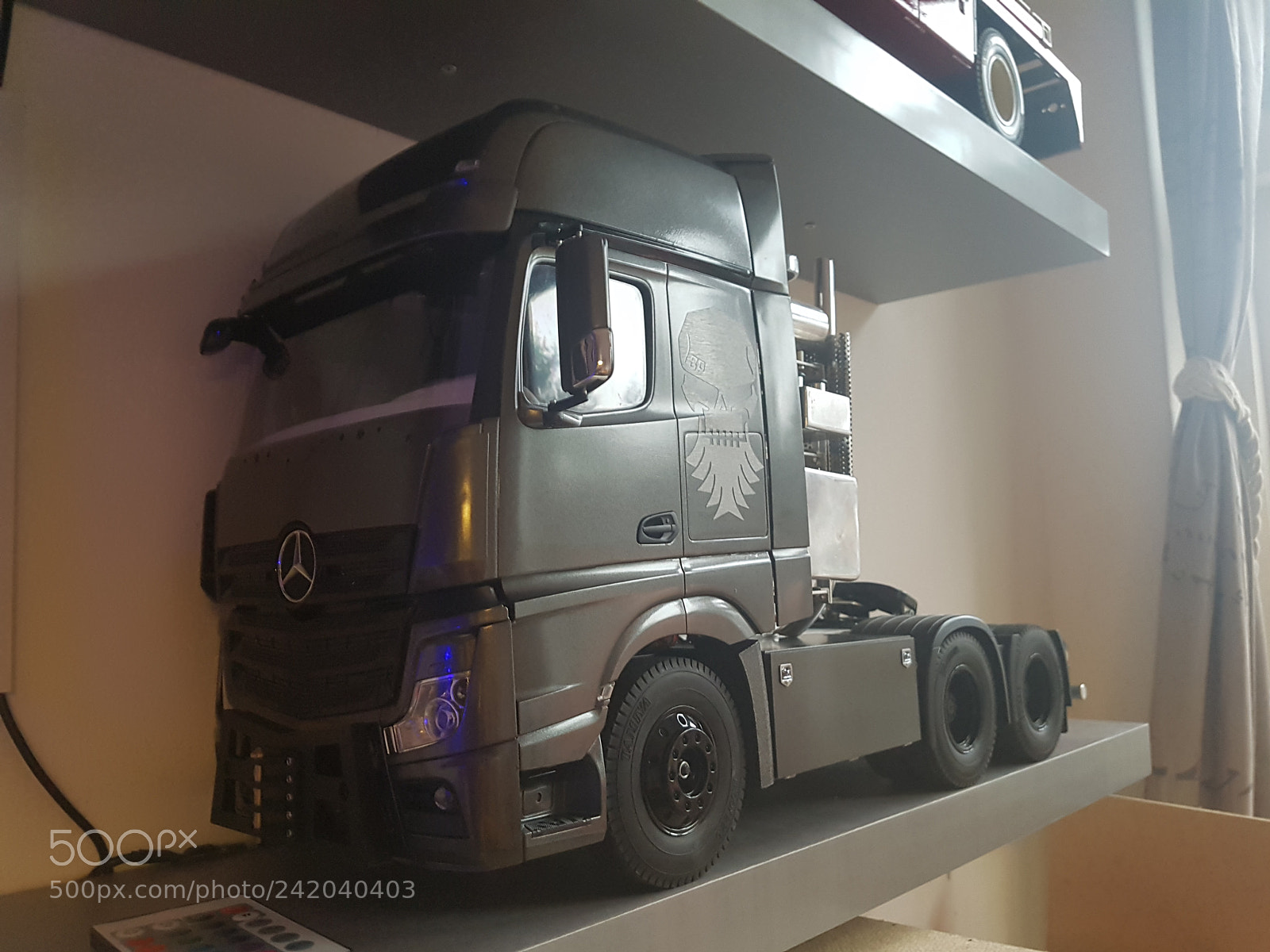 Samsung Galaxy S7 sample photo. Mercedes actros photography