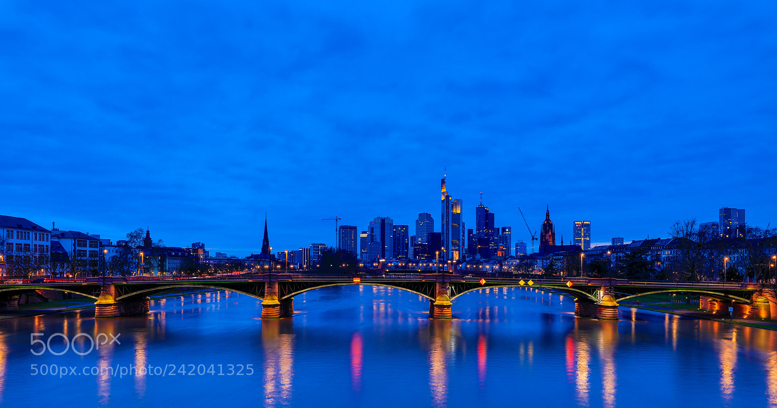 Canon EOS 5DS sample photo. Blue hour in frankfurt photography