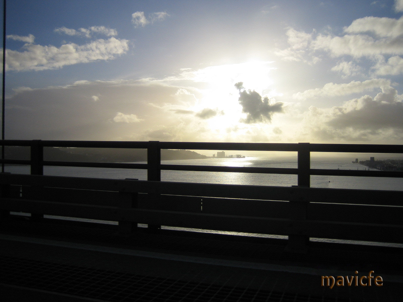 Canon DIGITAL IXUS 40 sample photo. View from 25th april bridge photography