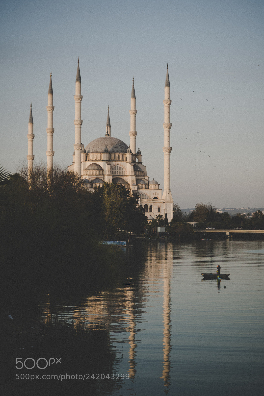 Olympus OM-D E-M10 II sample photo. Mosque photography