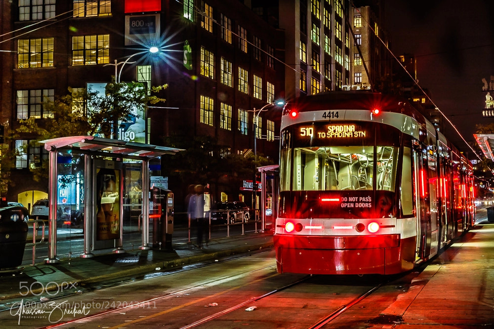 Canon EOS-1D X Mark II sample photo. Toronto tram photography