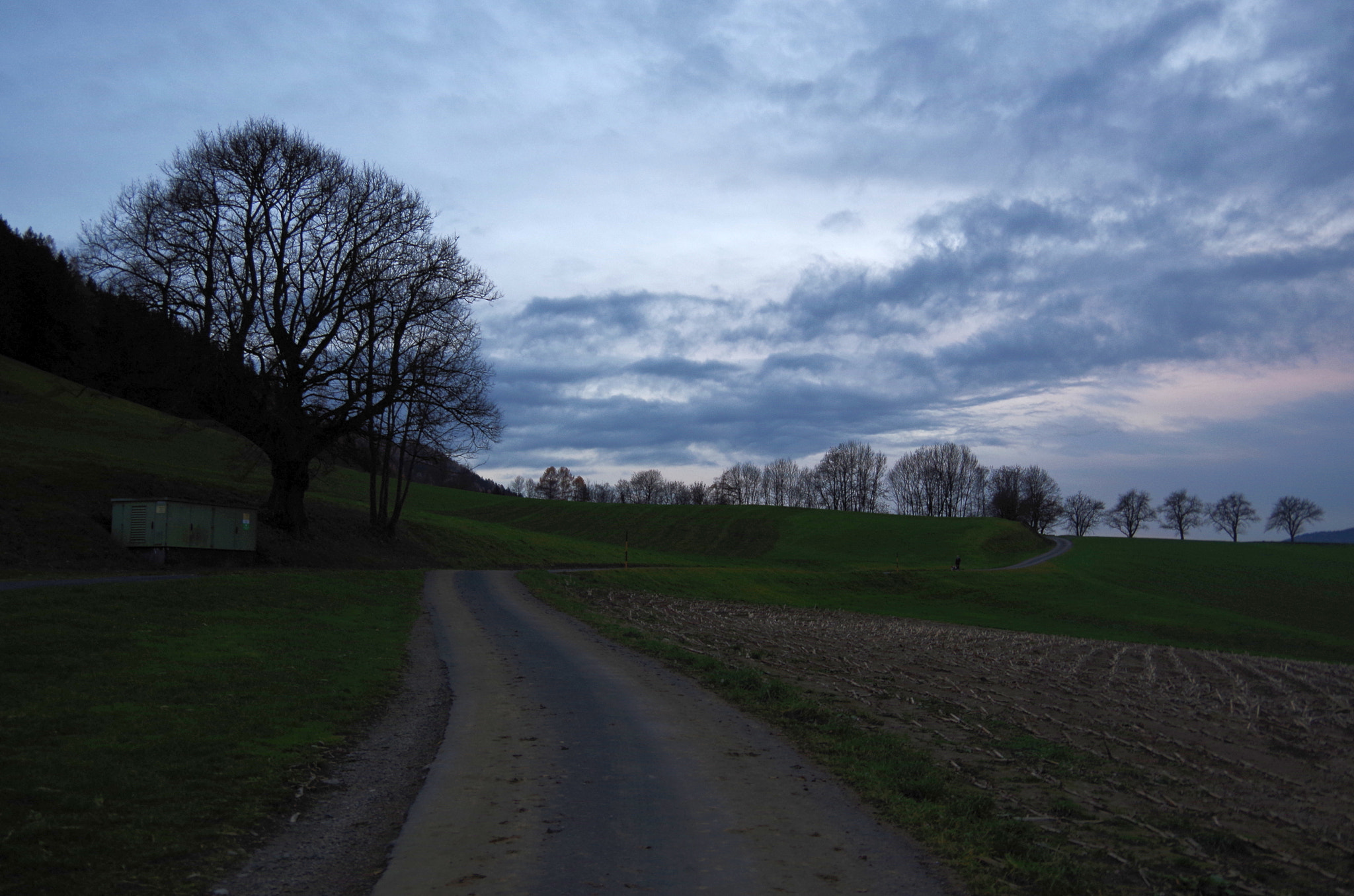 Pentax K-30 sample photo. The evening comes photography